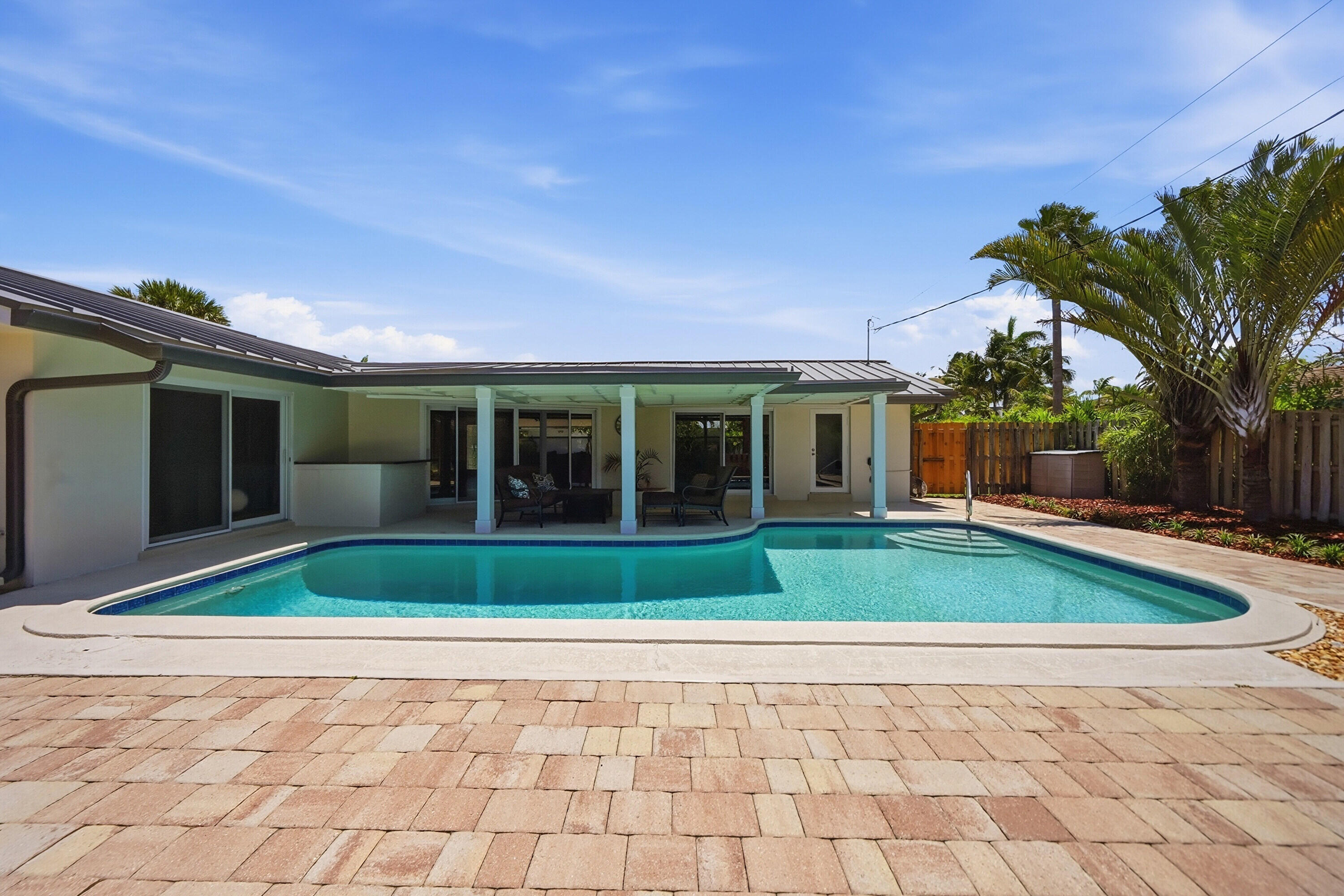 4111 NE 26th Lighthouse Point, FL 33064
