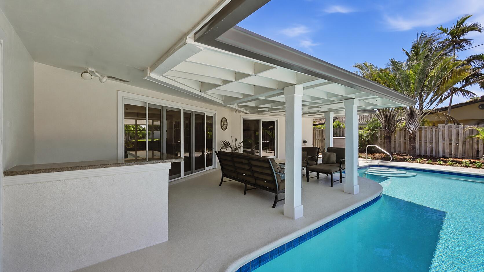 4111 NE 26th Lighthouse Point, FL 33064
