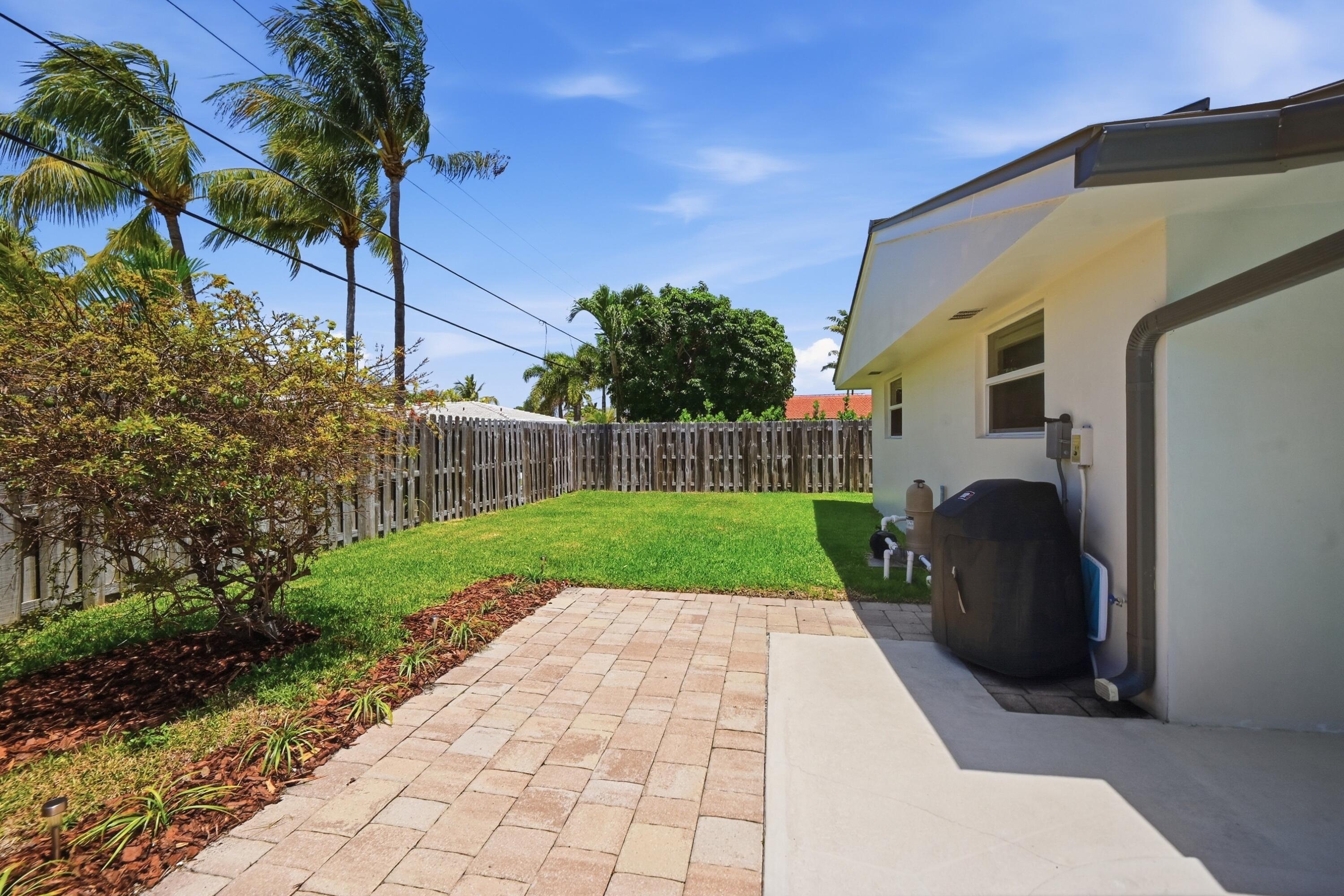 4111 NE 26th Lighthouse Point, FL 33064