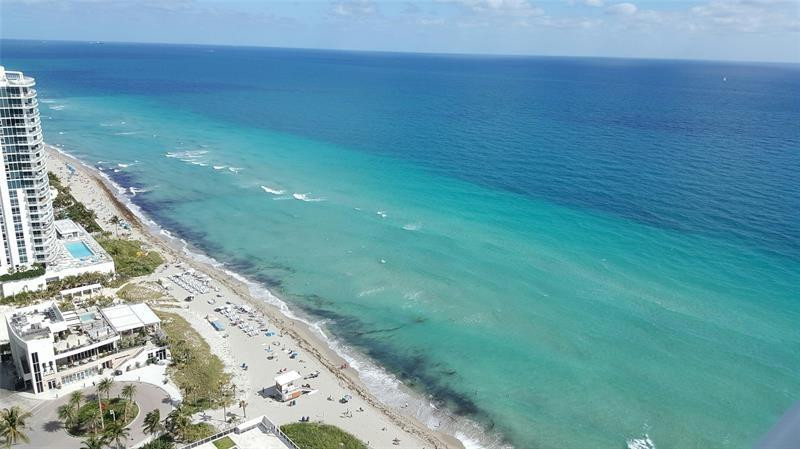 image Beach Club 210
