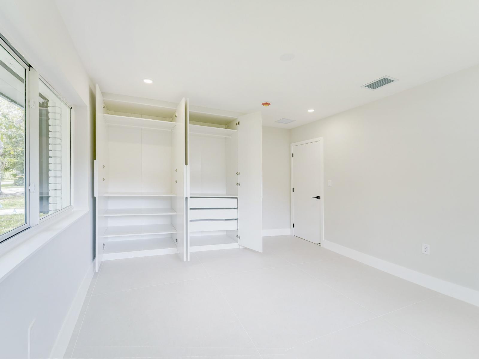 12305 SW 73rd Pinecrest, FL 33156