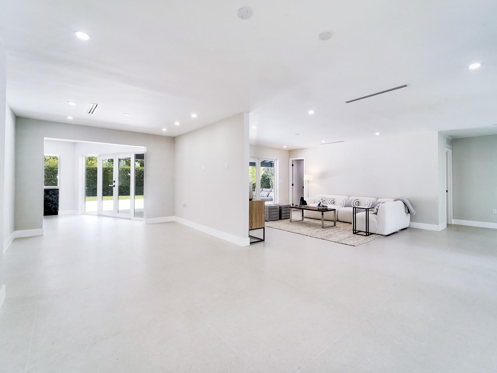 12305 SW 73rd Pinecrest, FL 33156