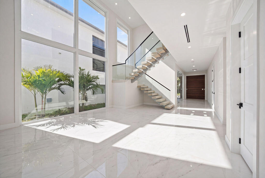 2611 Clematis Fort Lauderdale, FL 33301