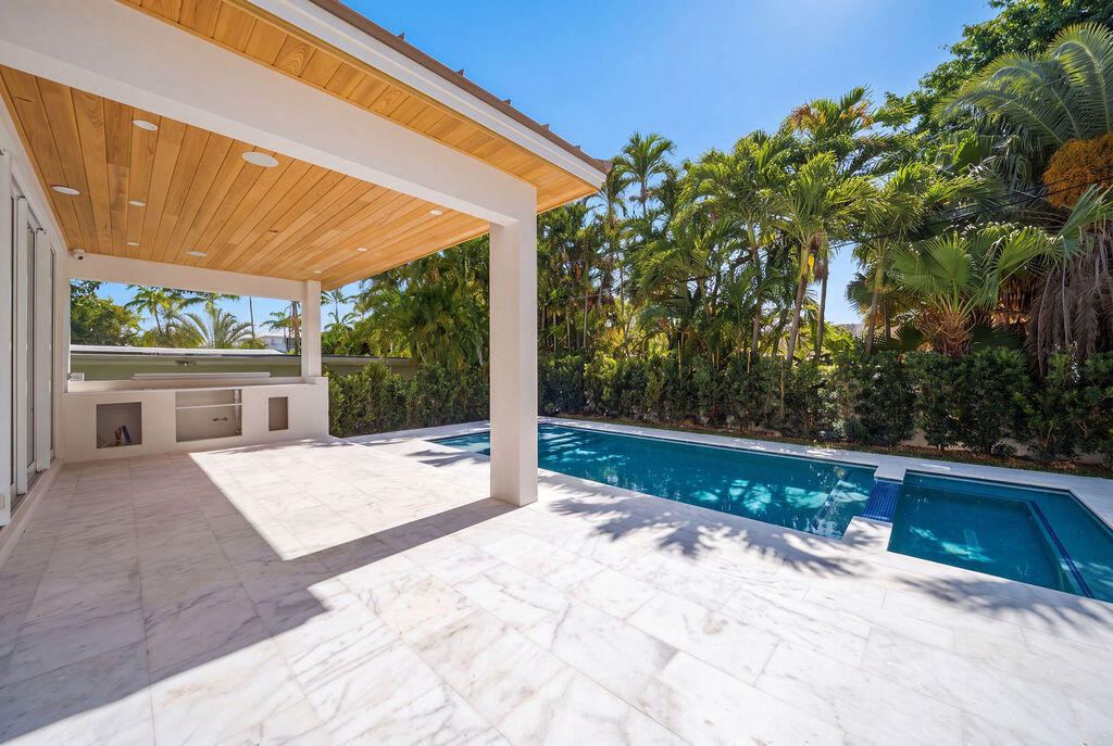 2611 Clematis Fort Lauderdale, FL 33301