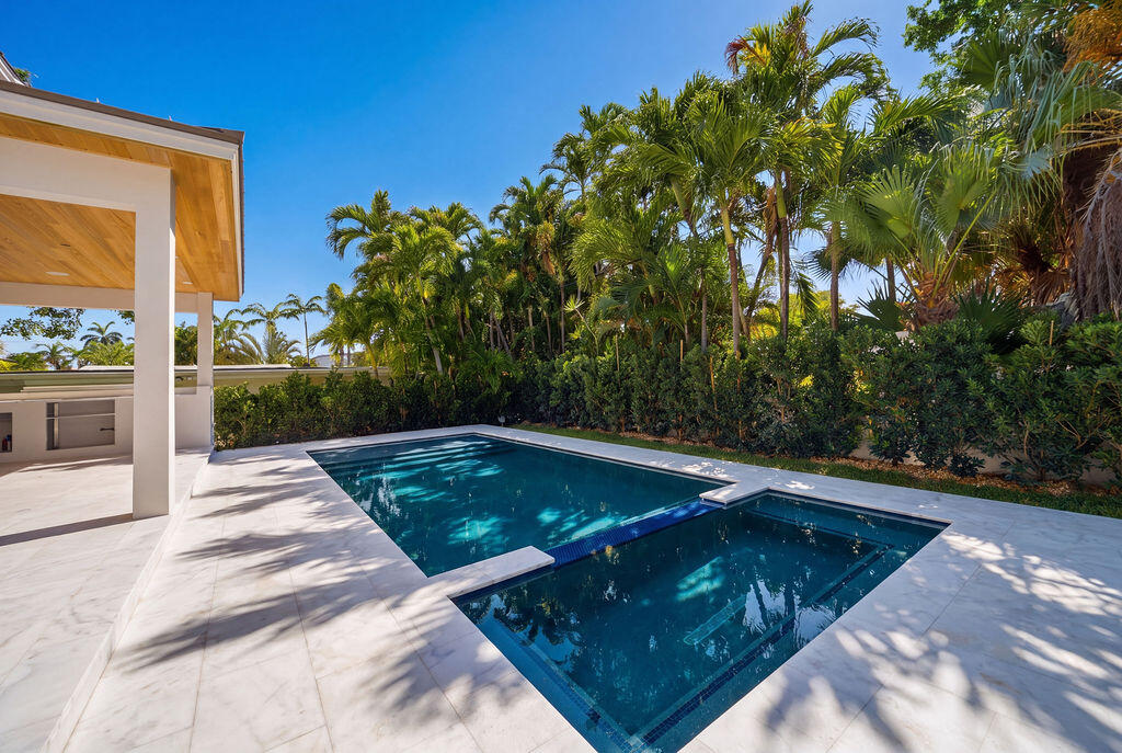 2611 Clematis Fort Lauderdale, FL 33301