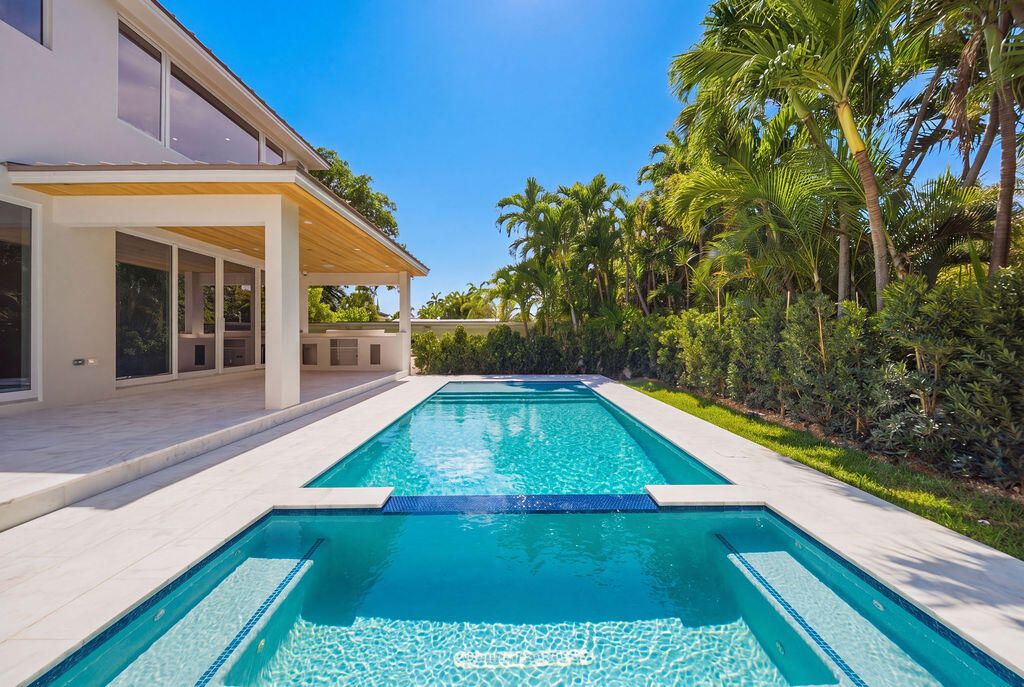 2611 Clematis Fort Lauderdale, FL 33301