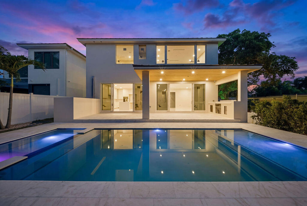 2611 Clematis Fort Lauderdale, FL 33301