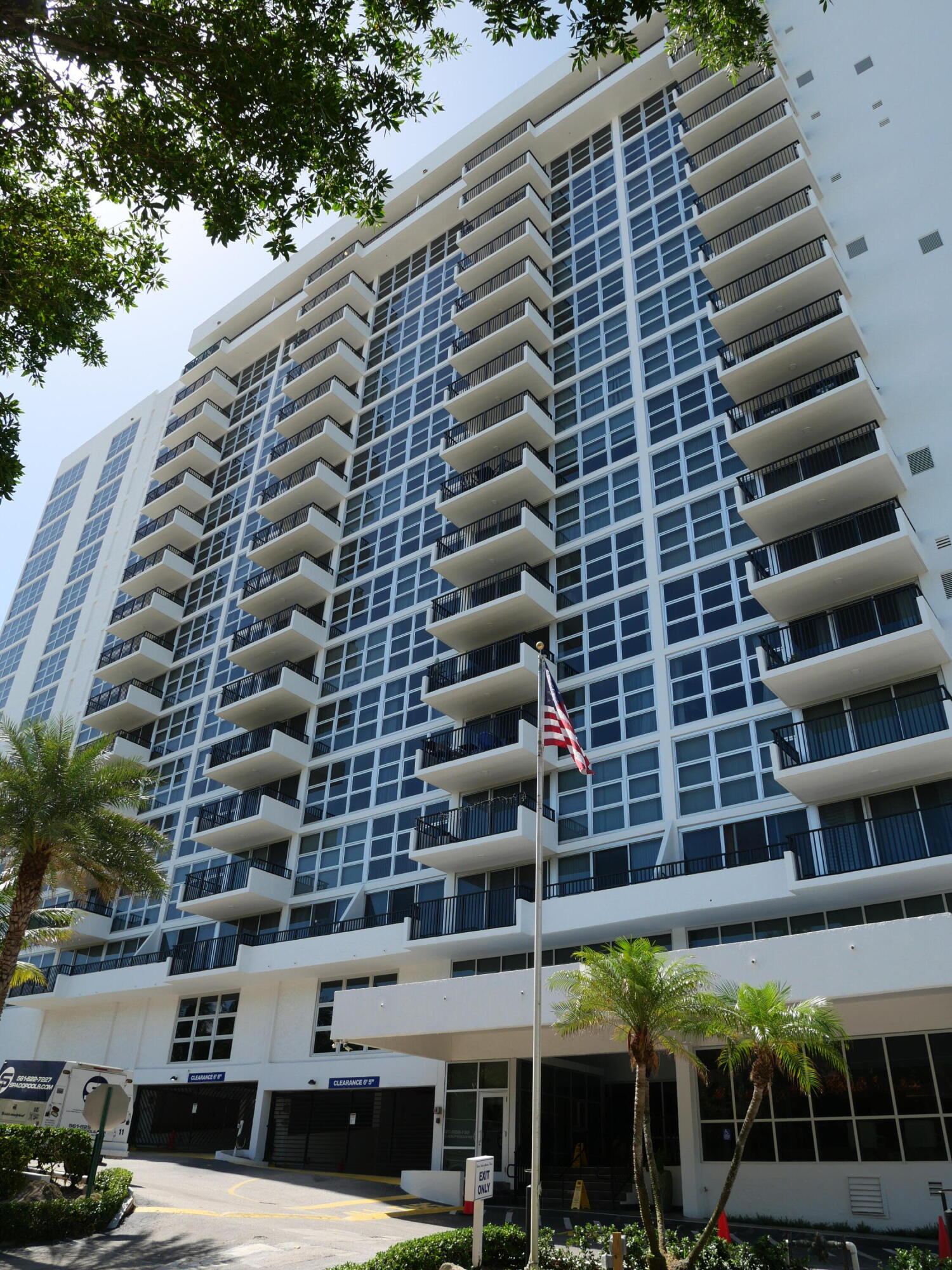 531 N Ocean #805