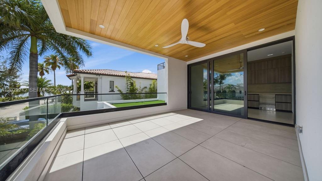 3318 NE 16th Fort Lauderdale, FL 33305