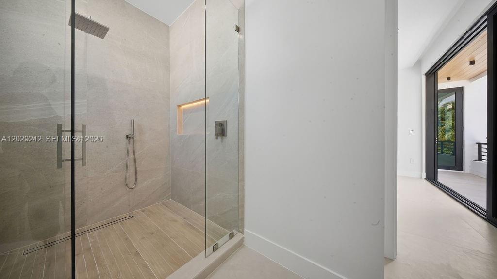 3318 NE 16th Fort Lauderdale, FL 33305