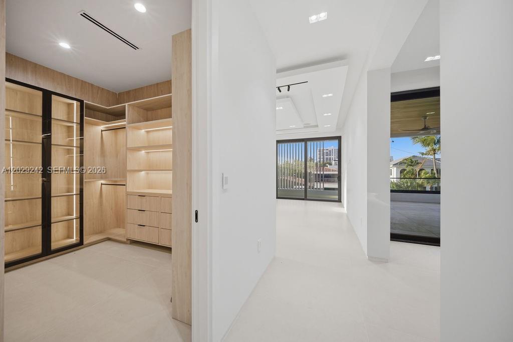 3318 NE 16th Fort Lauderdale, FL 33305