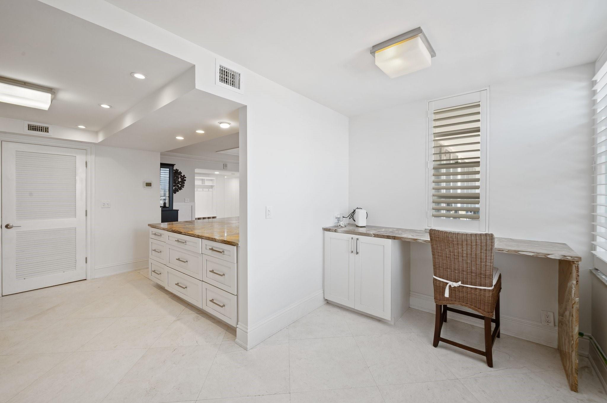4300 N Ocean Blvd #16G Fort Lauderdale, FL 33308