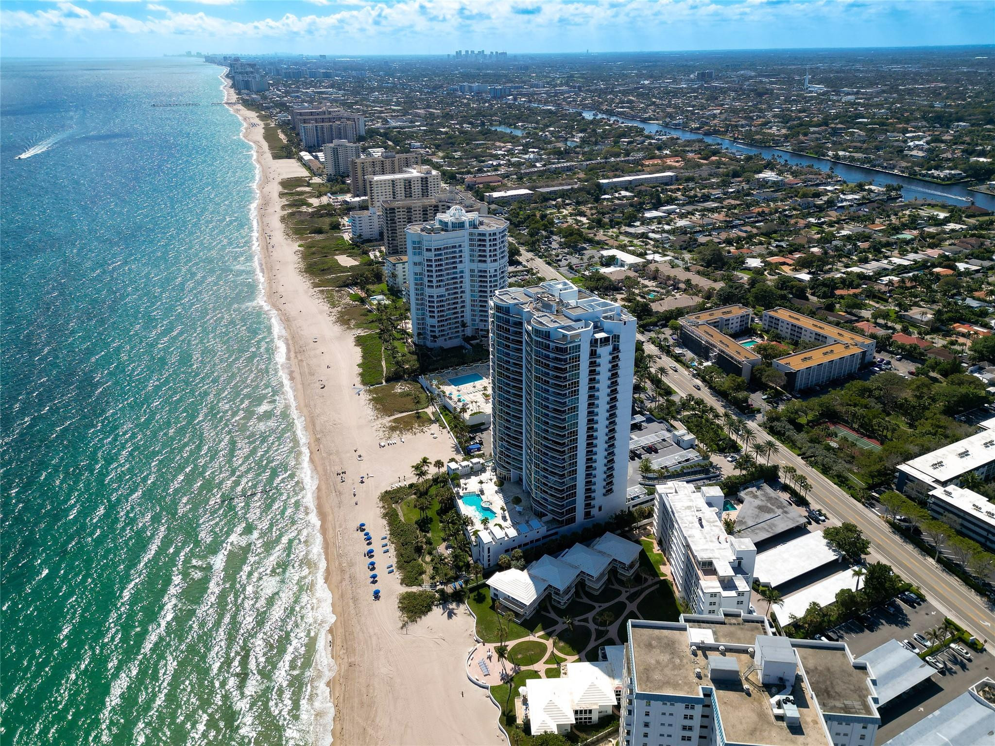 1600 S Ocean Blvd #301