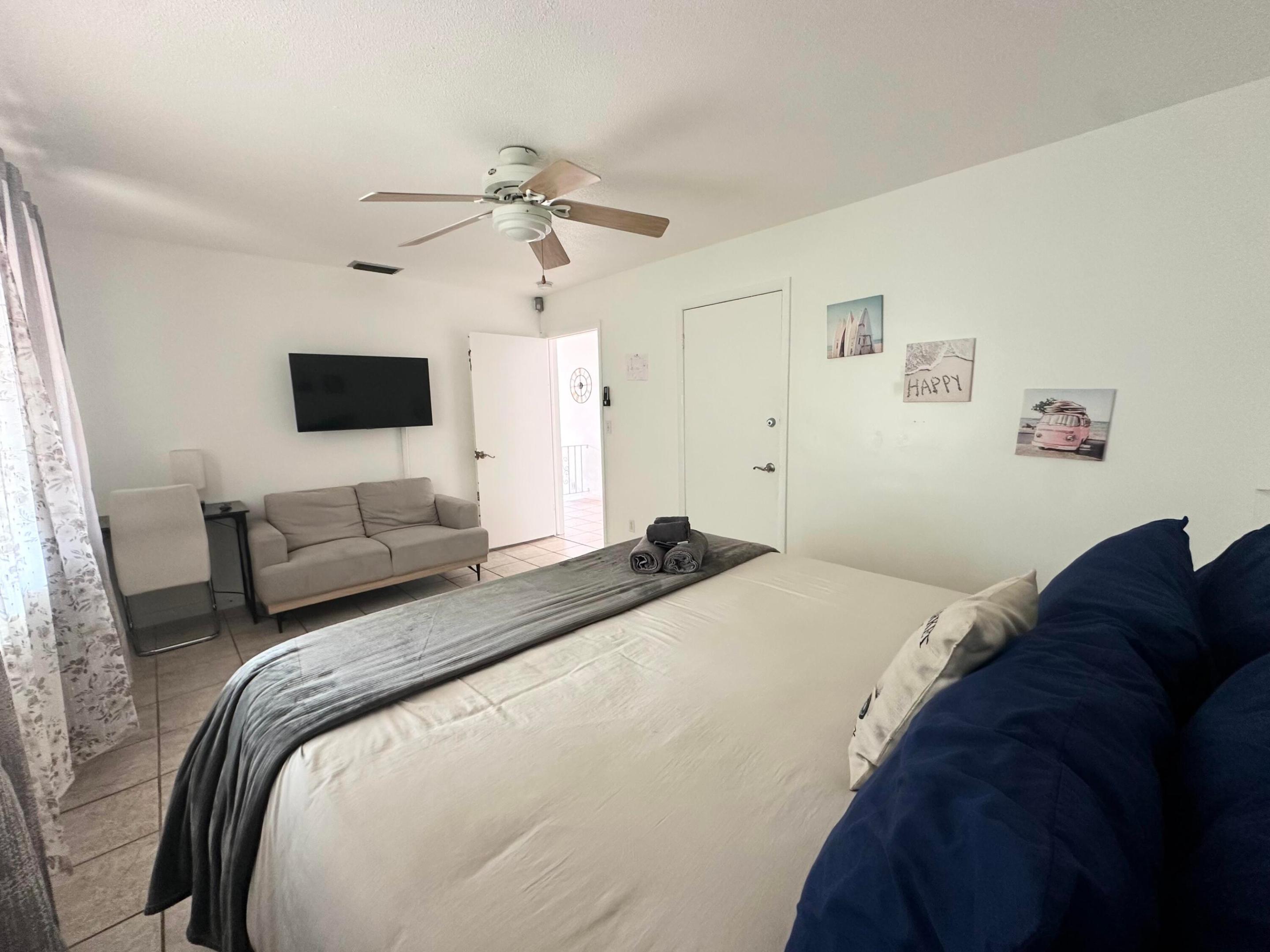 500 SE 9th Ct #1-2 Fort Lauderdale, FL 33316