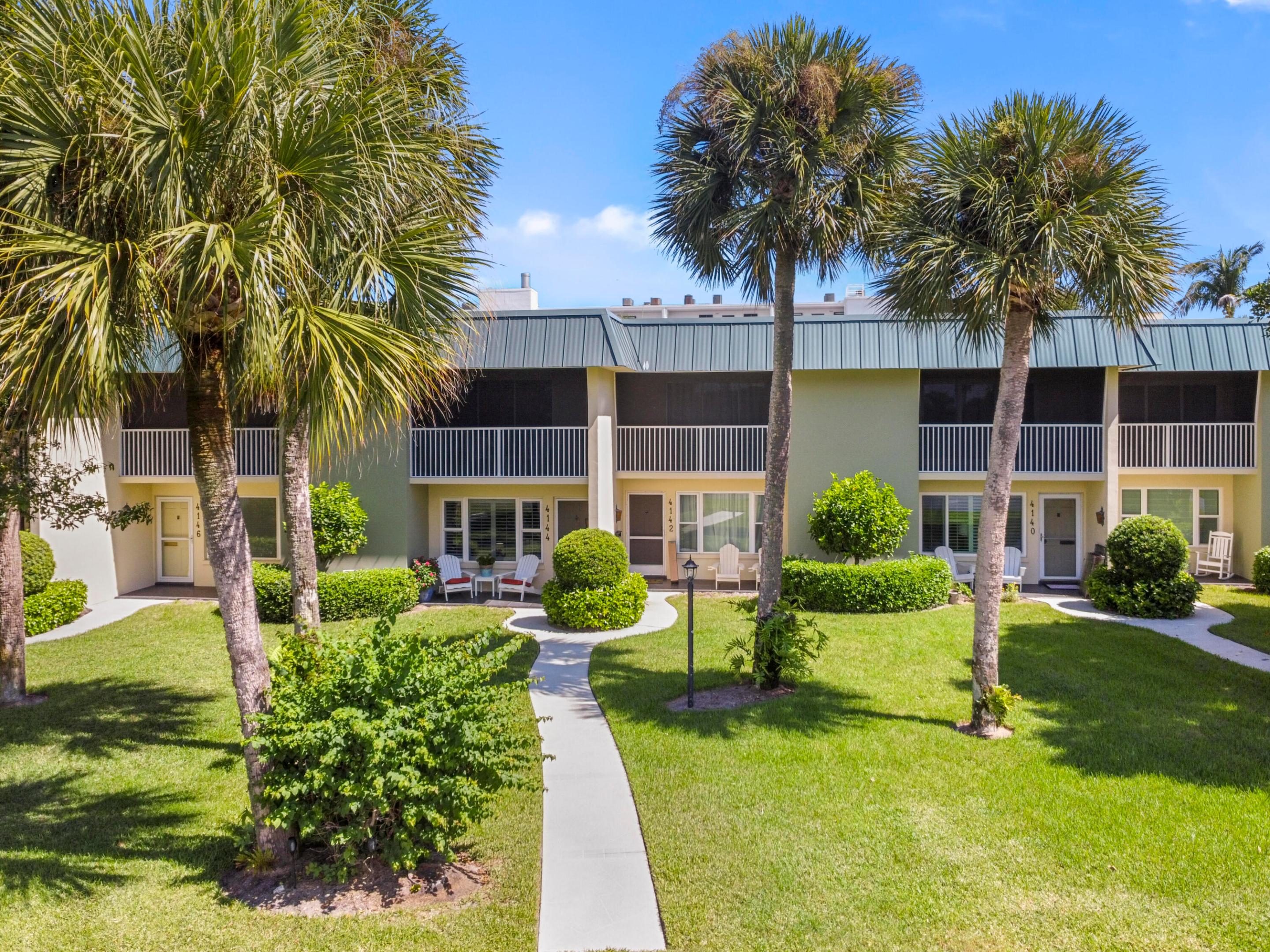 4144 Silver Palm Dr #10