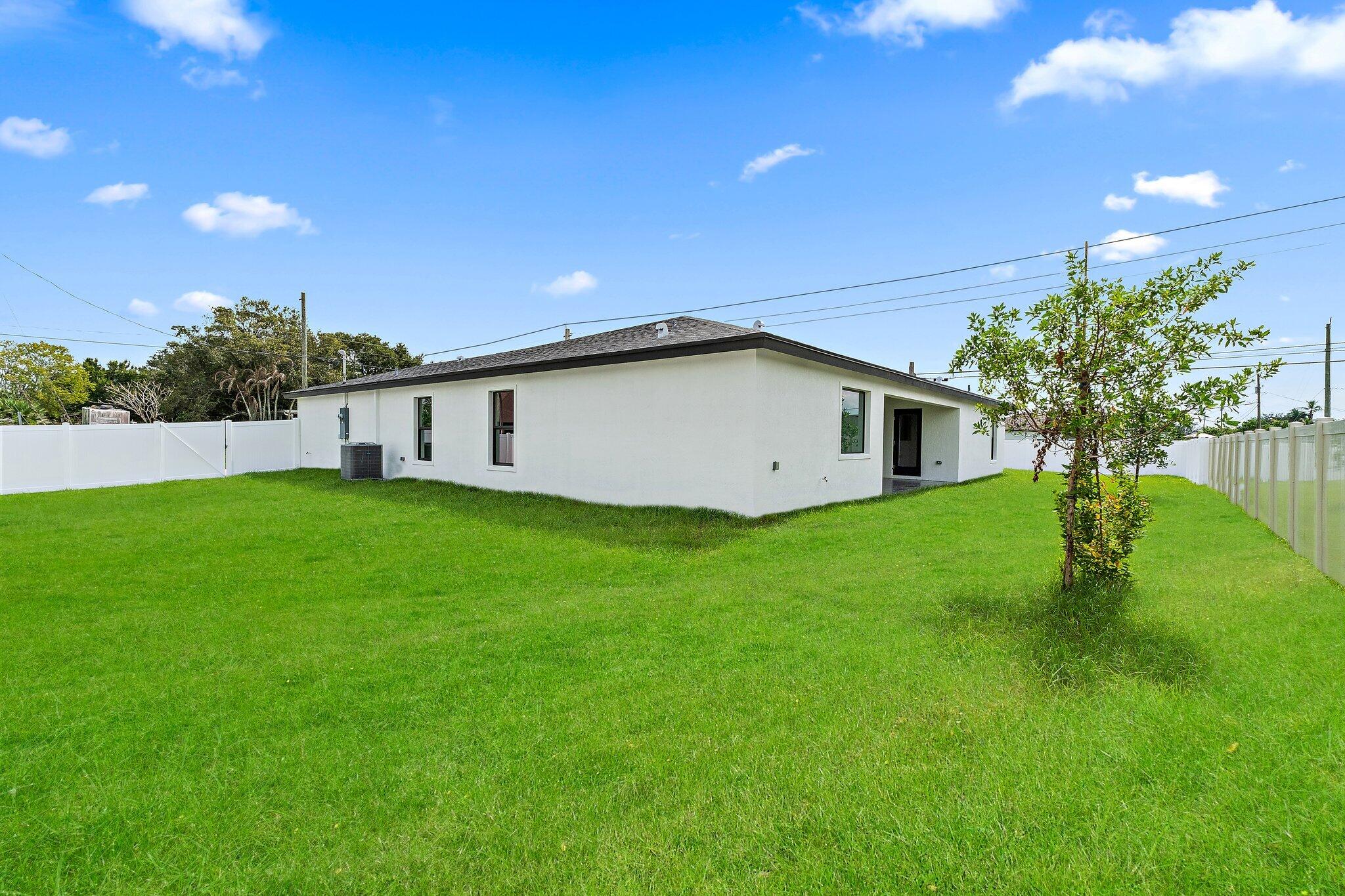 4588 SW Athena Dr Port St Lucie, FL 34953