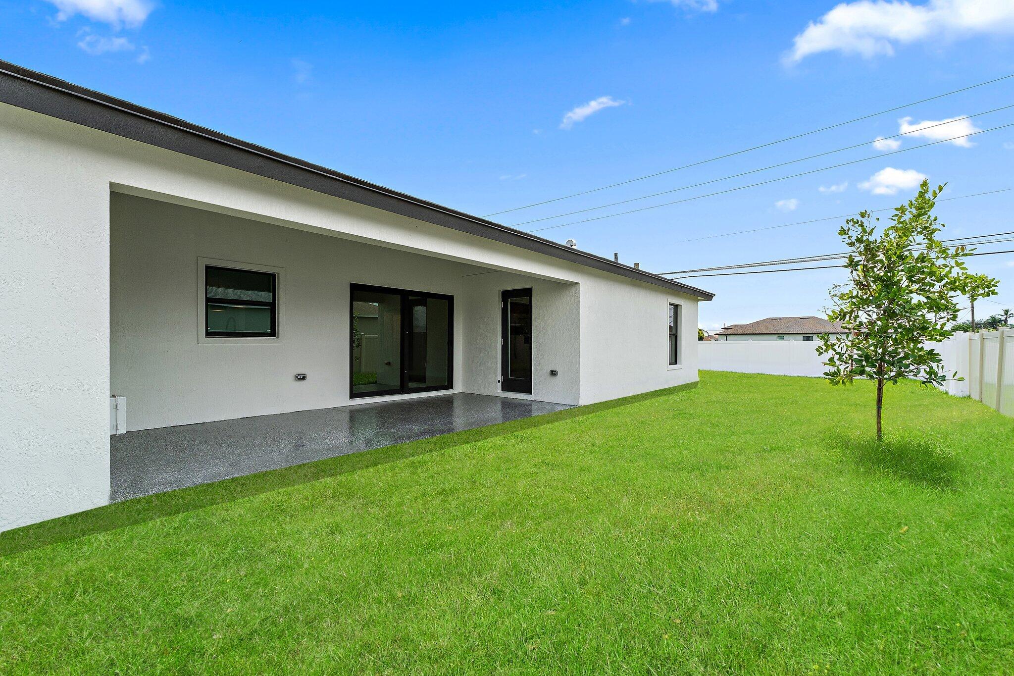 4588 SW Athena Dr Port St Lucie, FL 34953