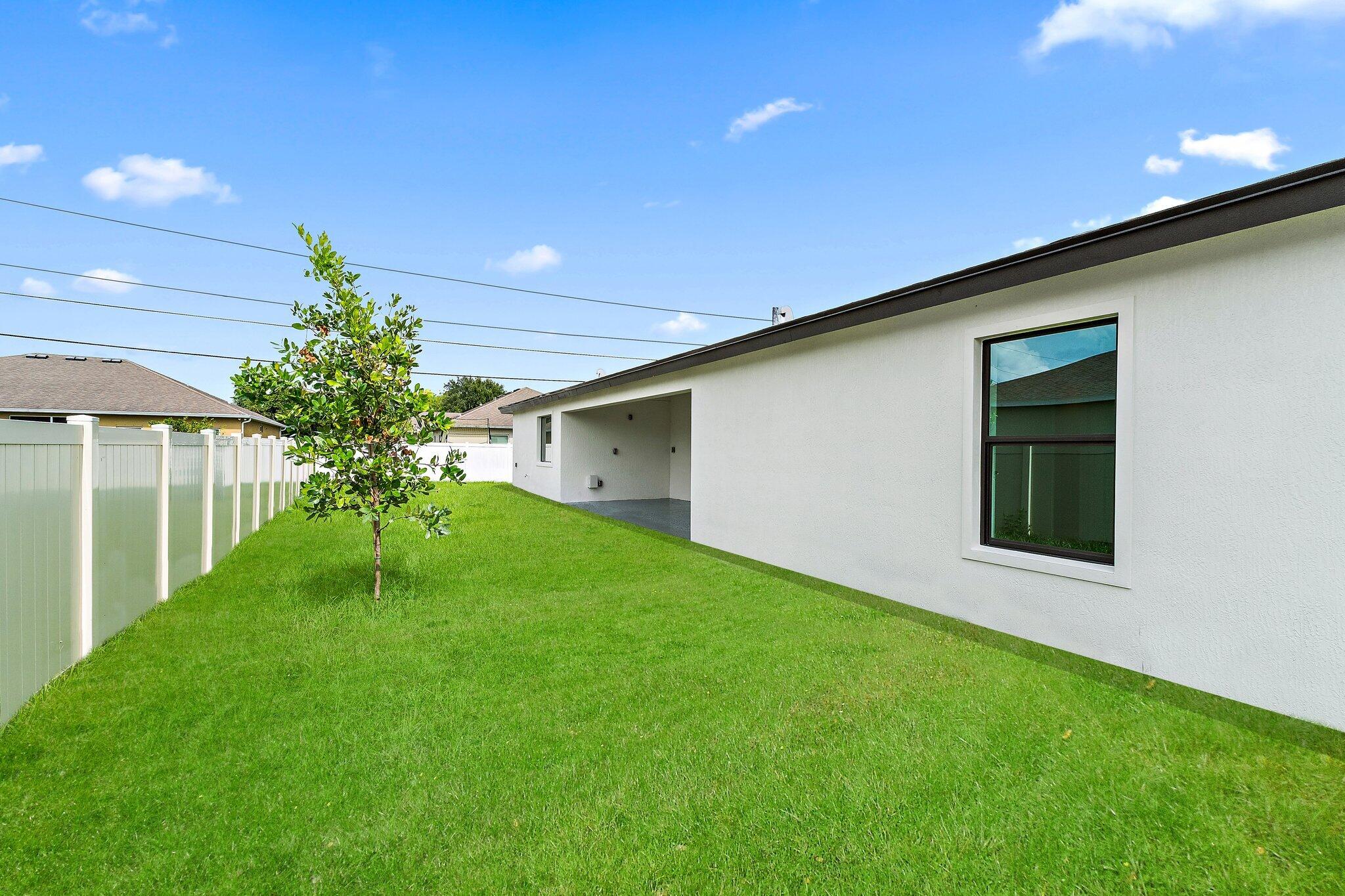 4588 SW Athena Dr Port St Lucie, FL 34953