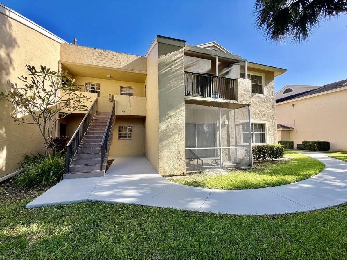 661 Cypress Clb Way #F