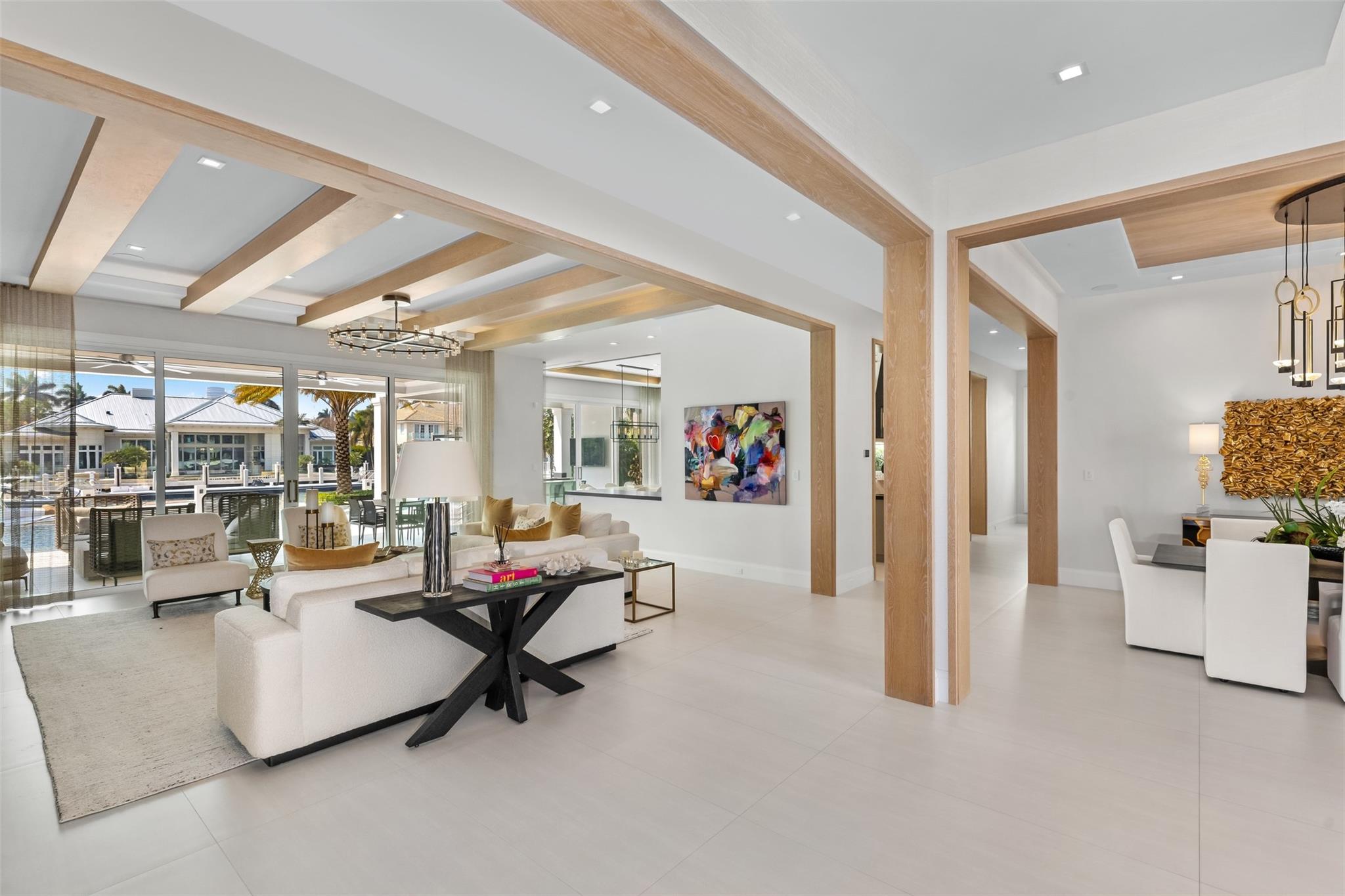 2520 Del Lago Dr Fort Lauderdale, FL 33316