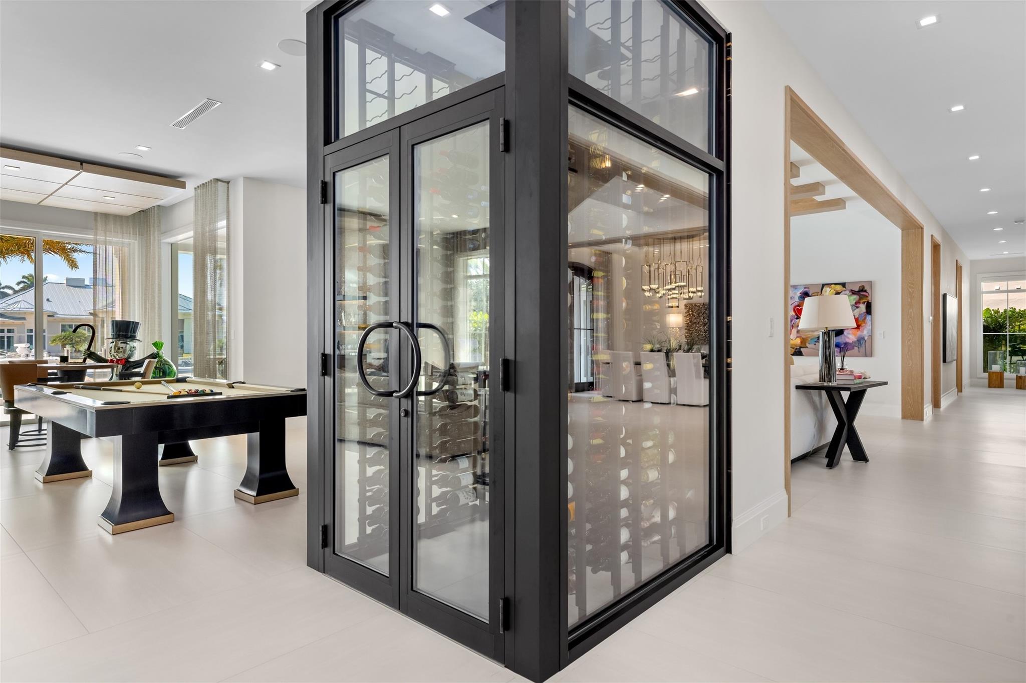 2520 Del Lago Dr Fort Lauderdale, FL 33316