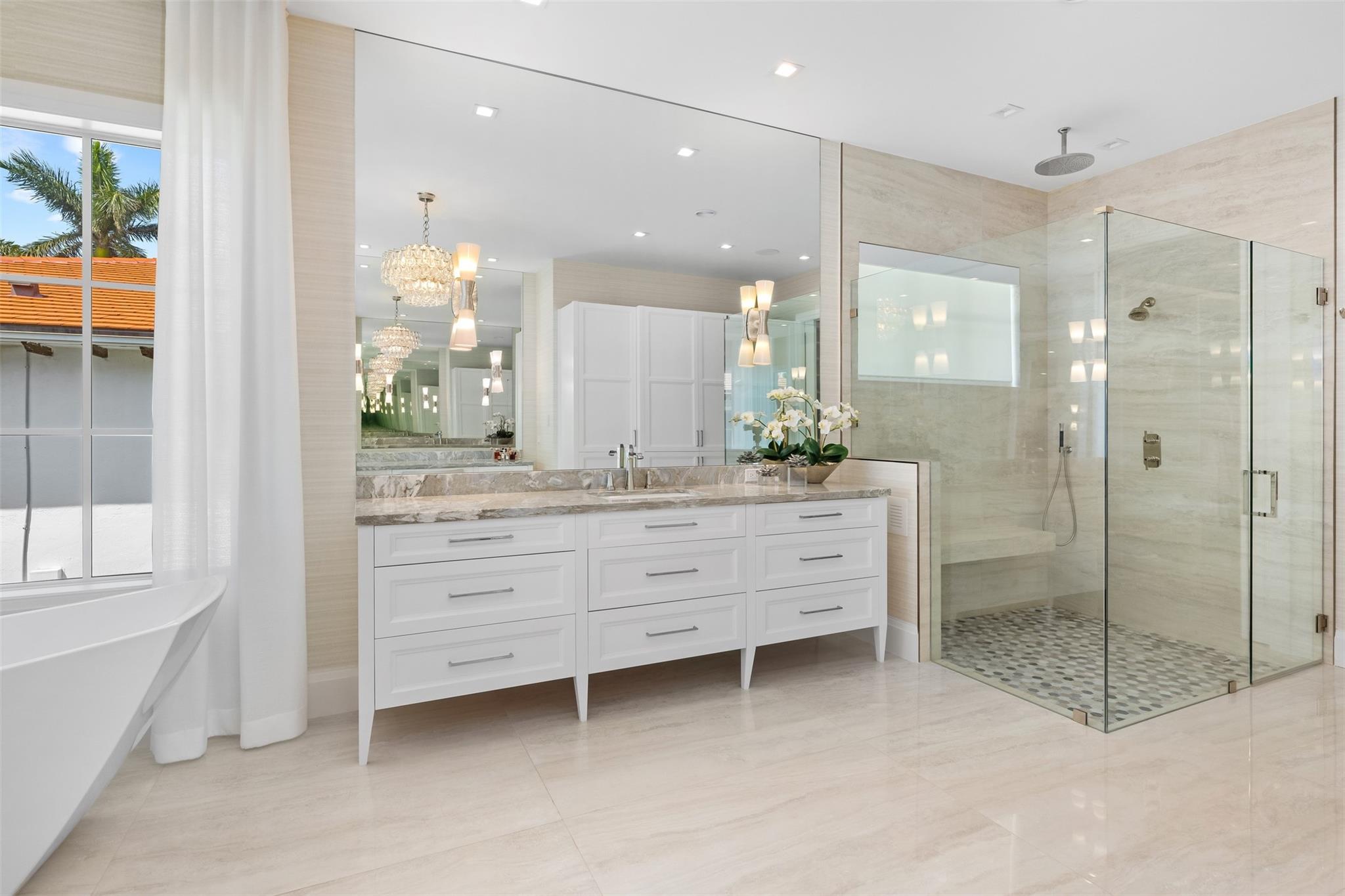 2520 Del Lago Dr Fort Lauderdale, FL 33316