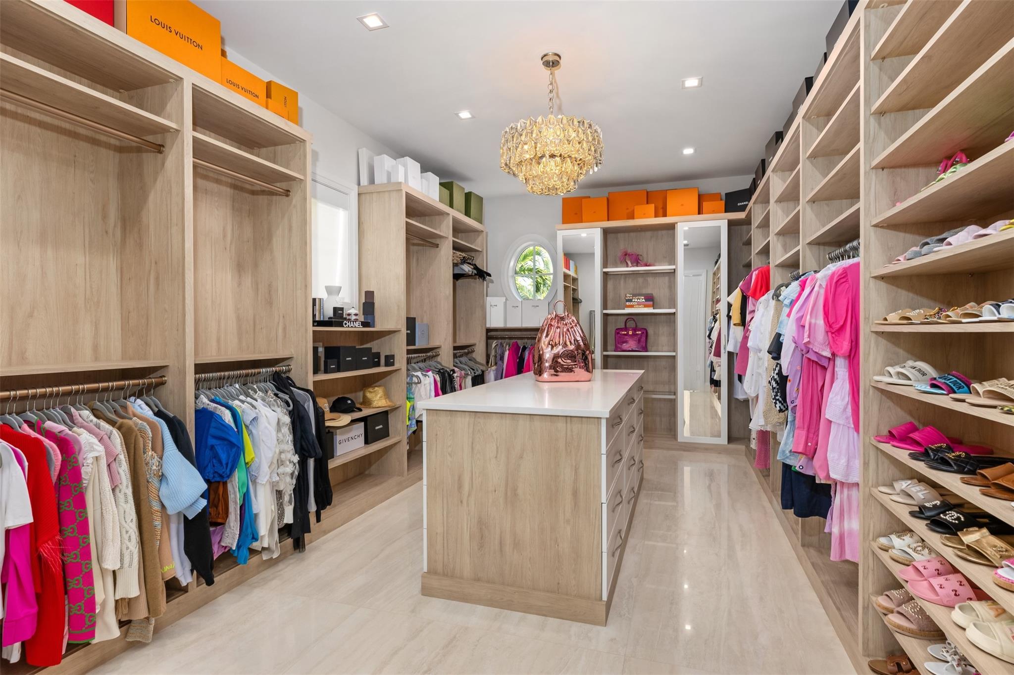 2520 Del Lago Dr Fort Lauderdale, FL 33316