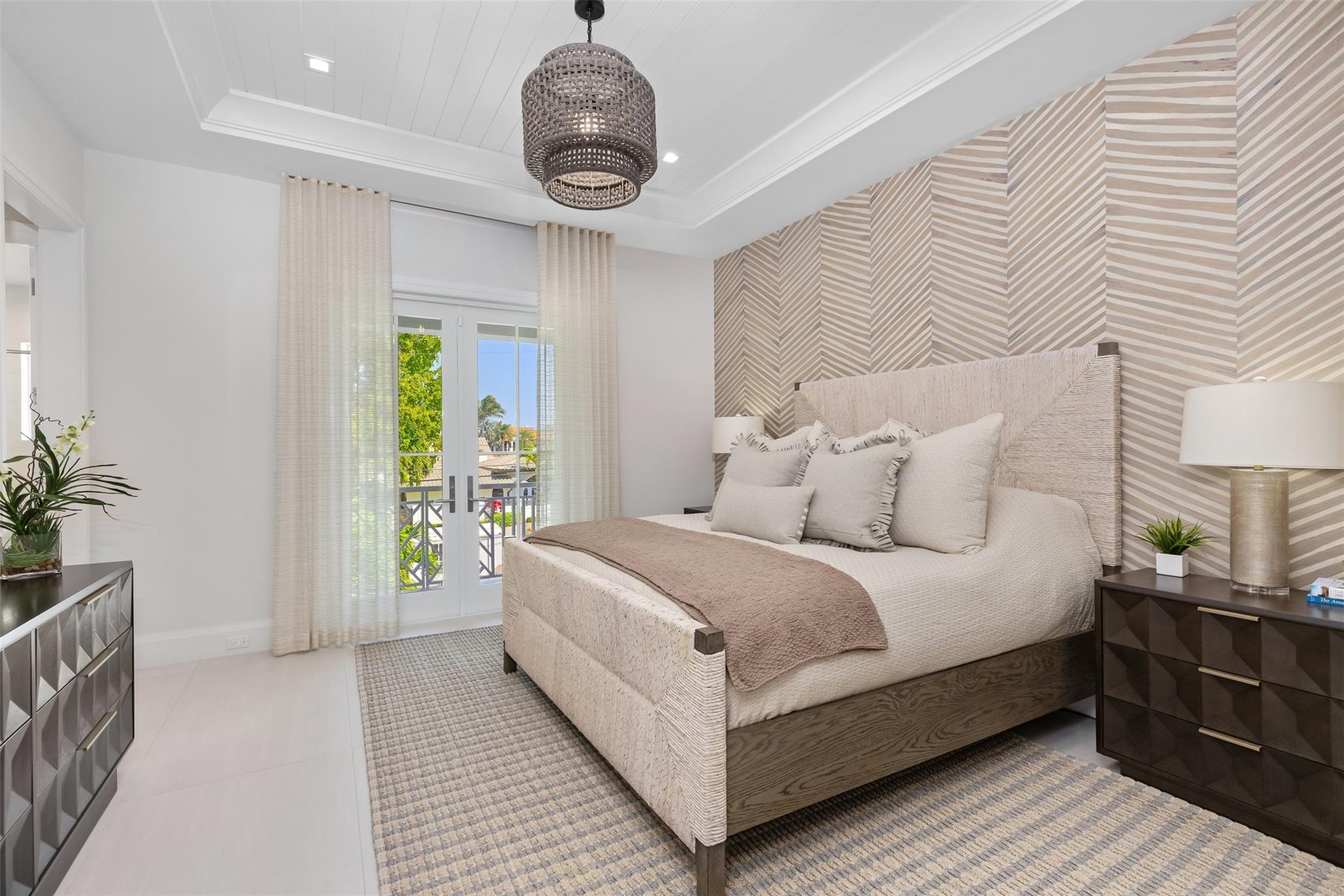 2520 Del Lago Dr Fort Lauderdale, FL 33316