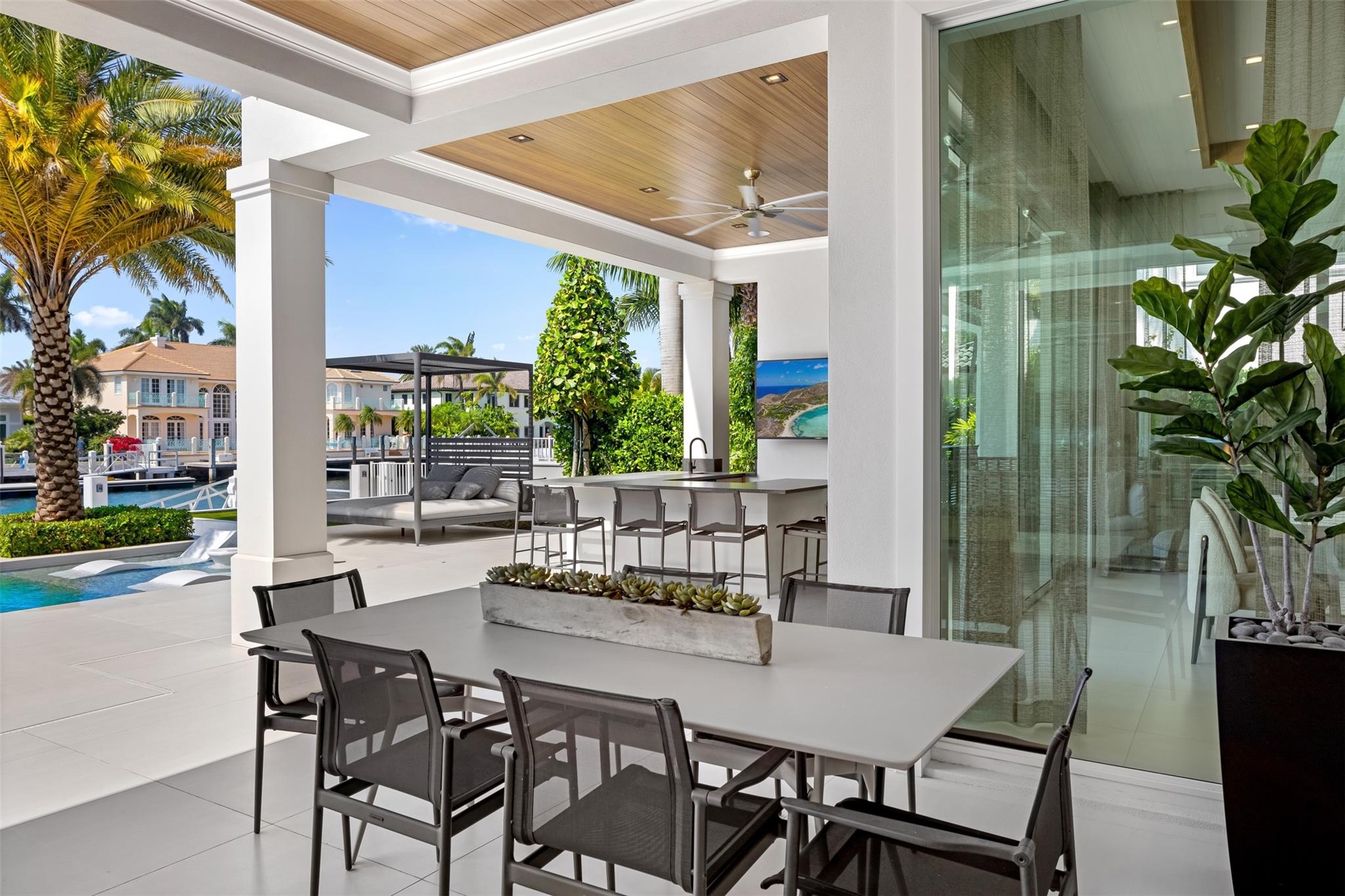 2520 Del Lago Dr Fort Lauderdale, FL 33316