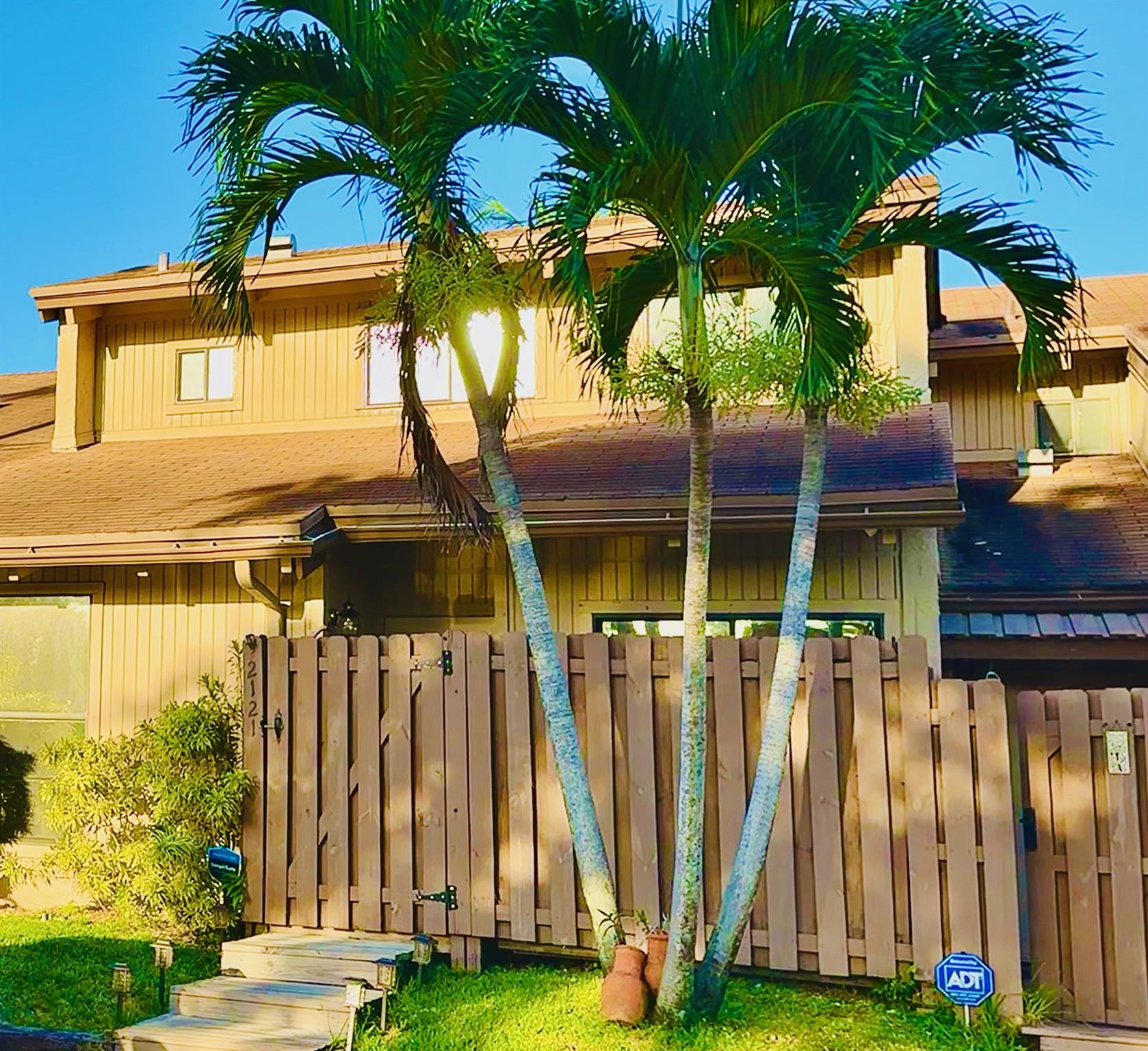 2121 SW 82nd Ave,Davie, FL 33324