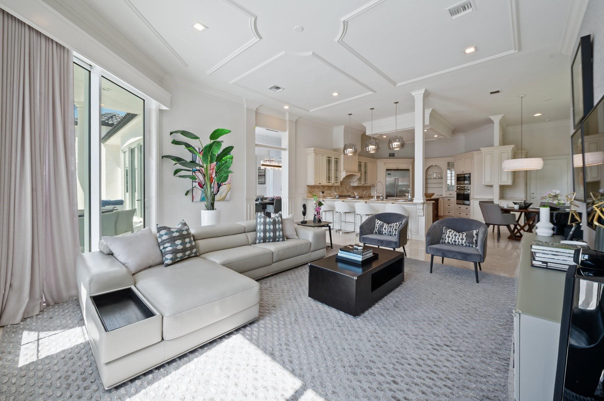 81 S Island Dr Ocean Ridge, FL 33435