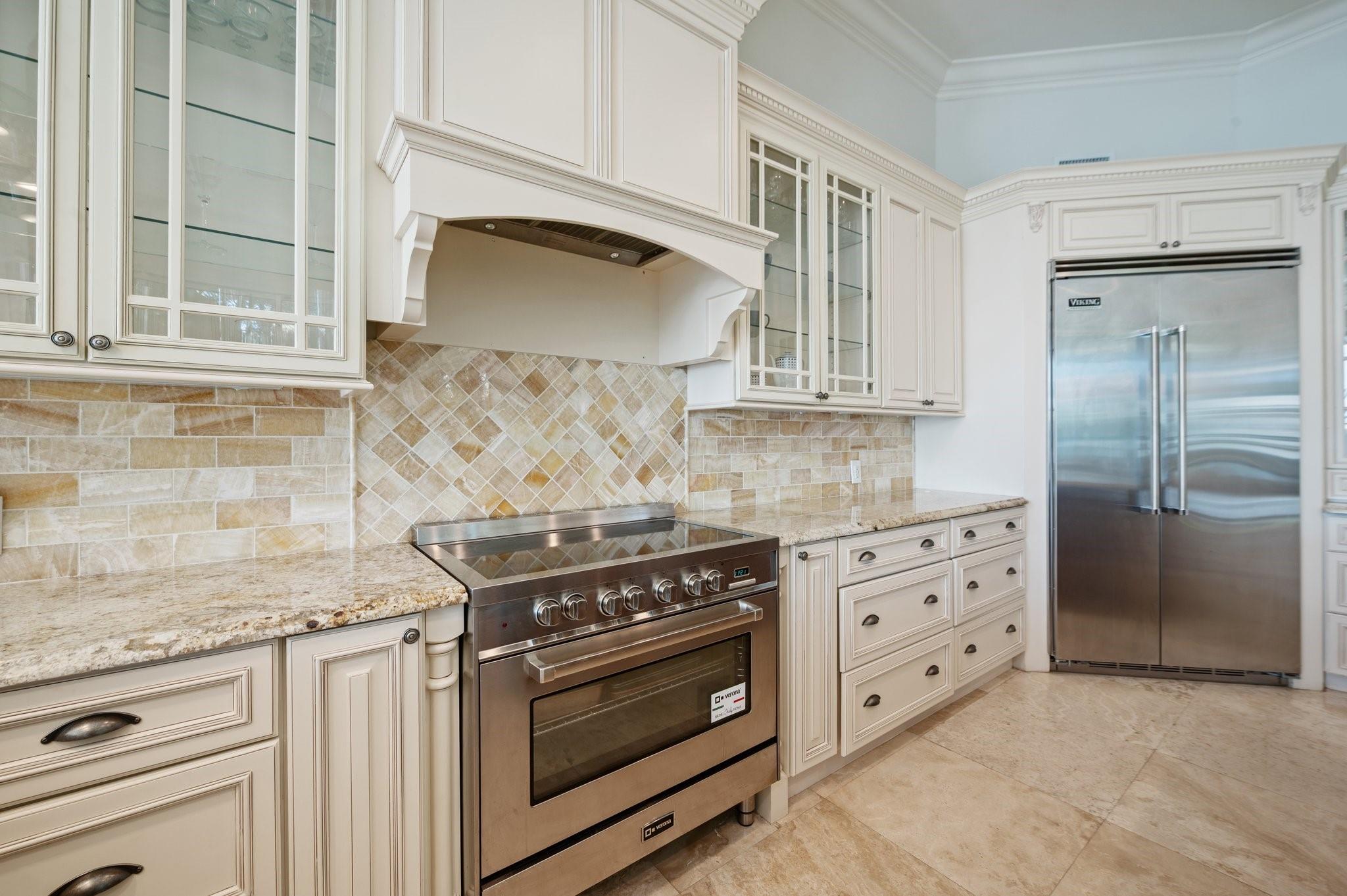 81 S Island Dr Ocean Ridge, FL 33435