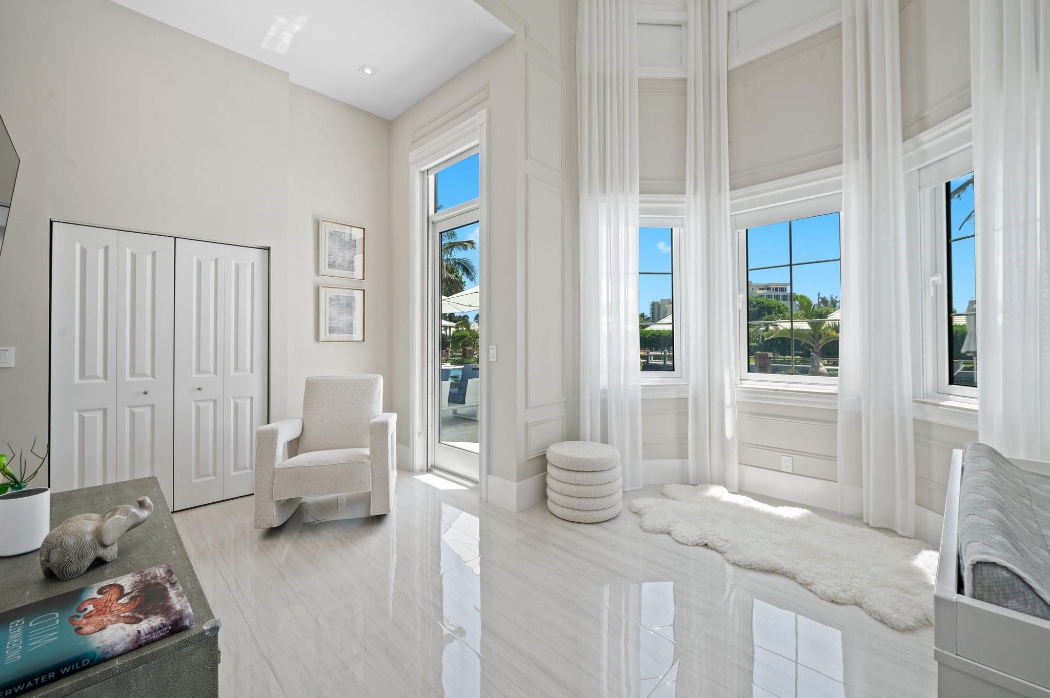 81 S Island Dr Ocean Ridge, FL 33435