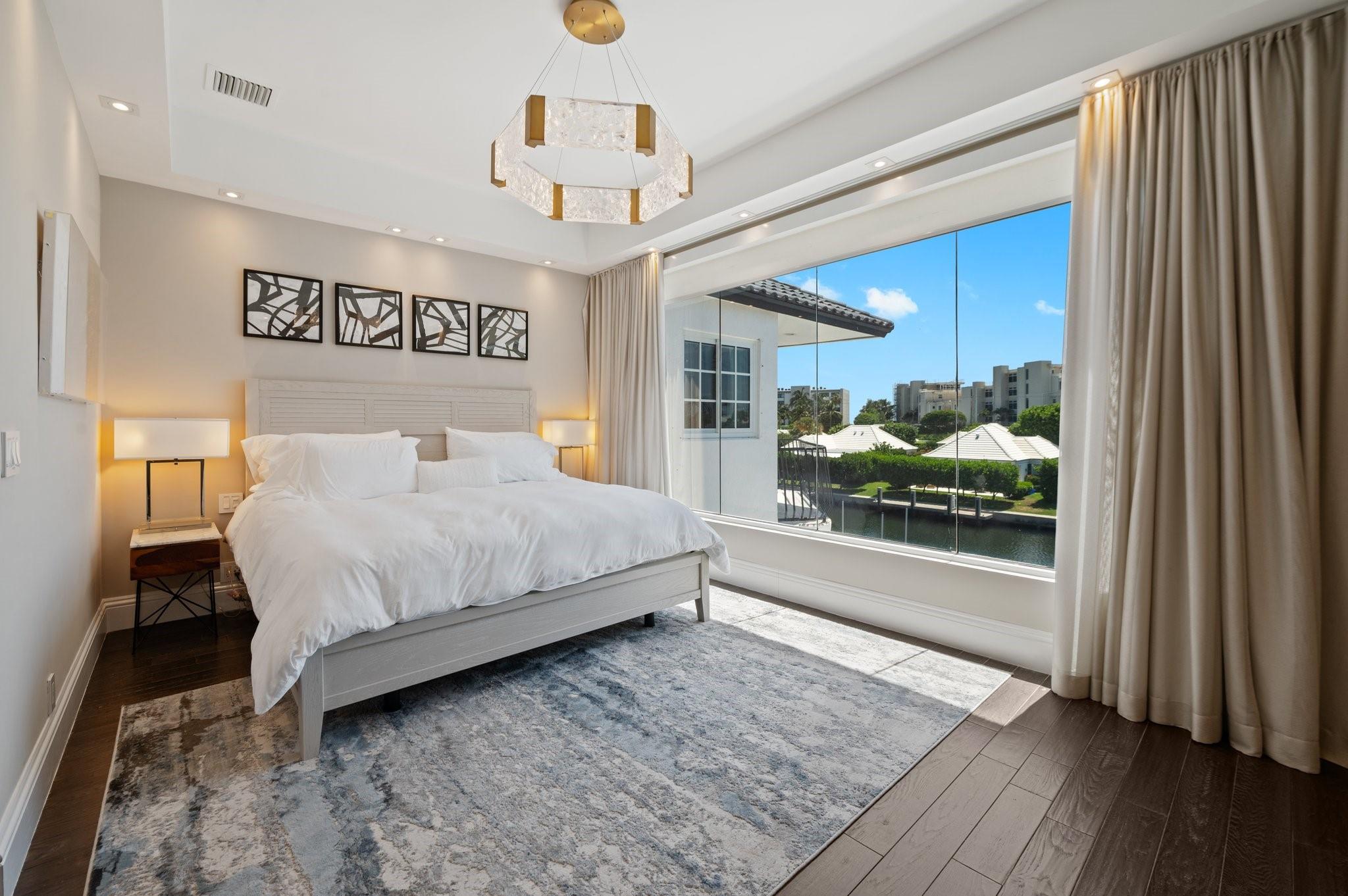 81 S Island Dr Ocean Ridge, FL 33435