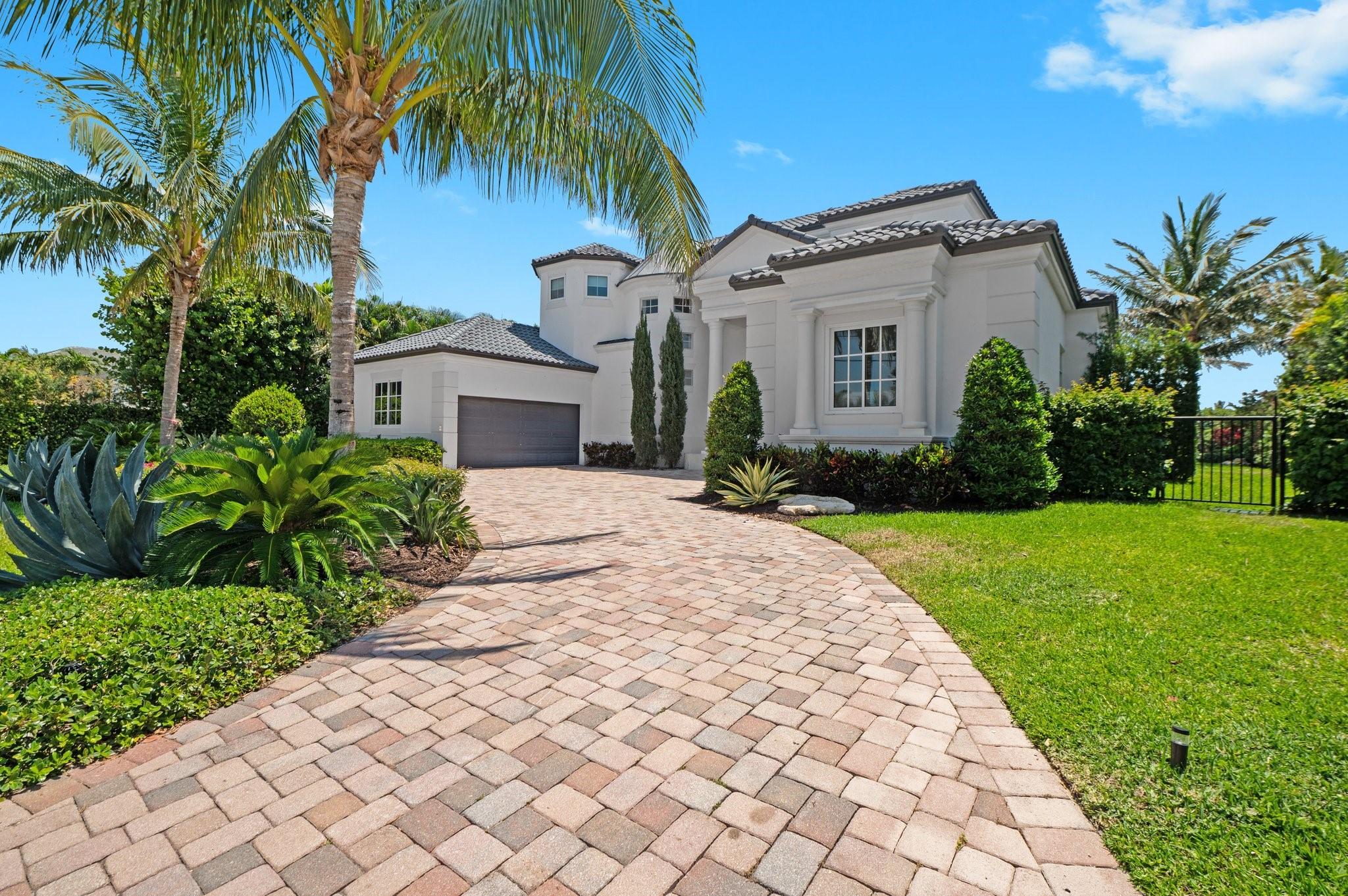 81 S Island Dr Ocean Ridge, FL 33435