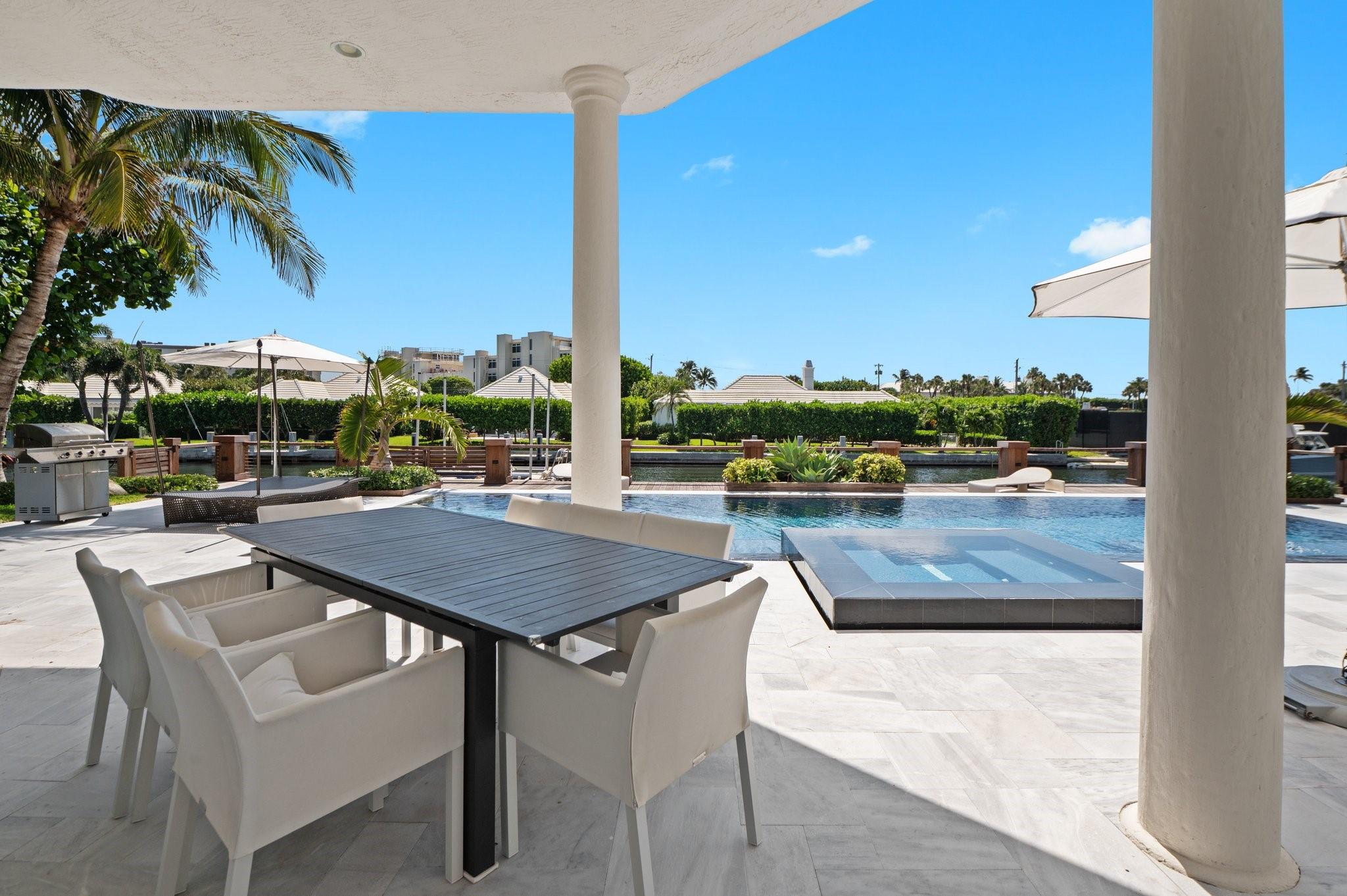 81 S Island Dr Ocean Ridge, FL 33435