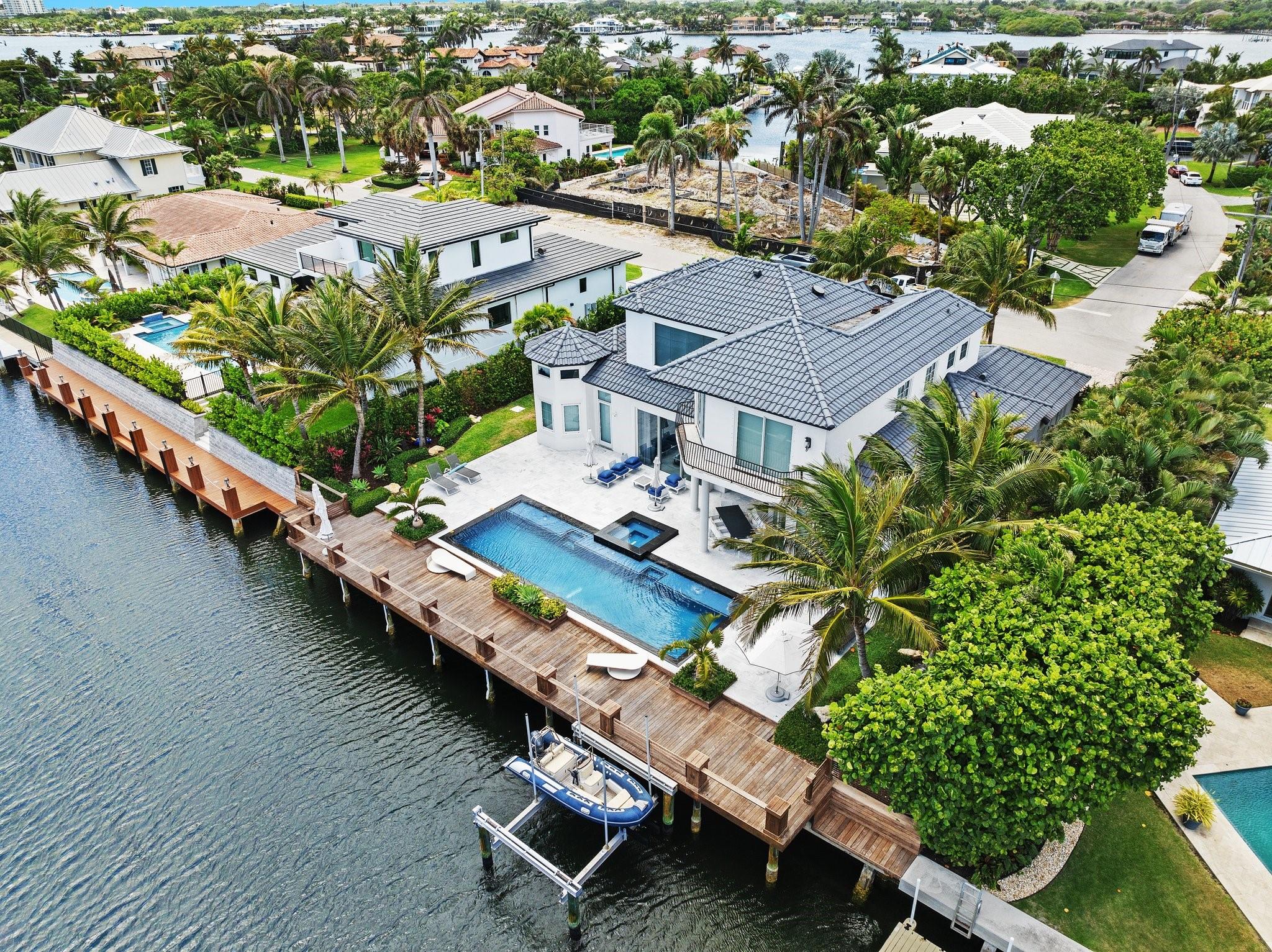81 S Island Dr Ocean Ridge, FL 33435