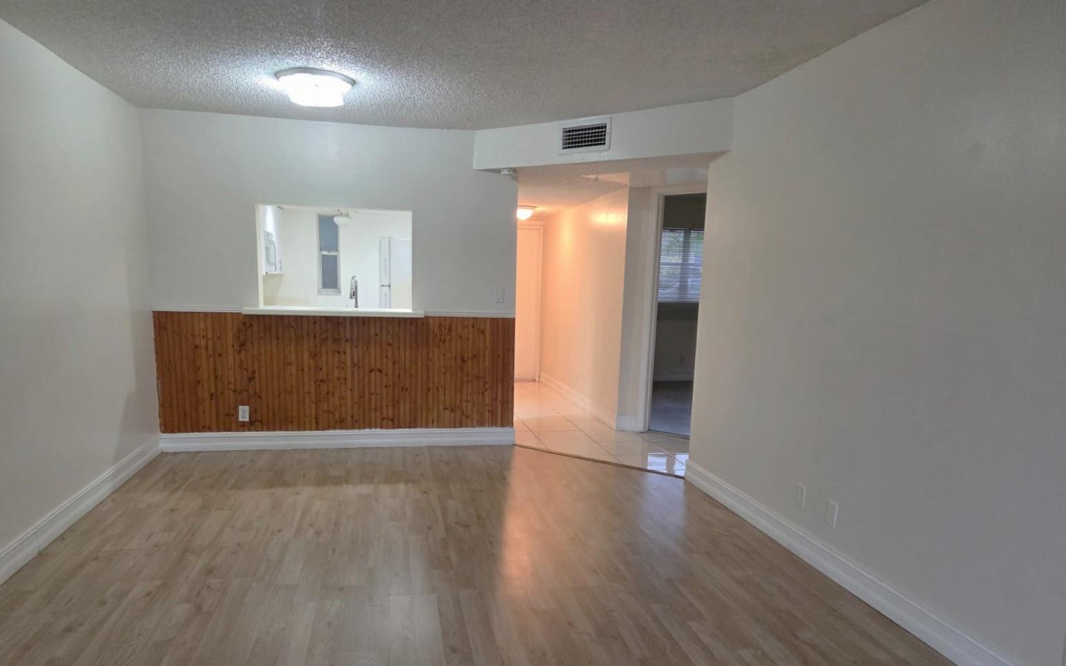 7901 S Colony Cir #101