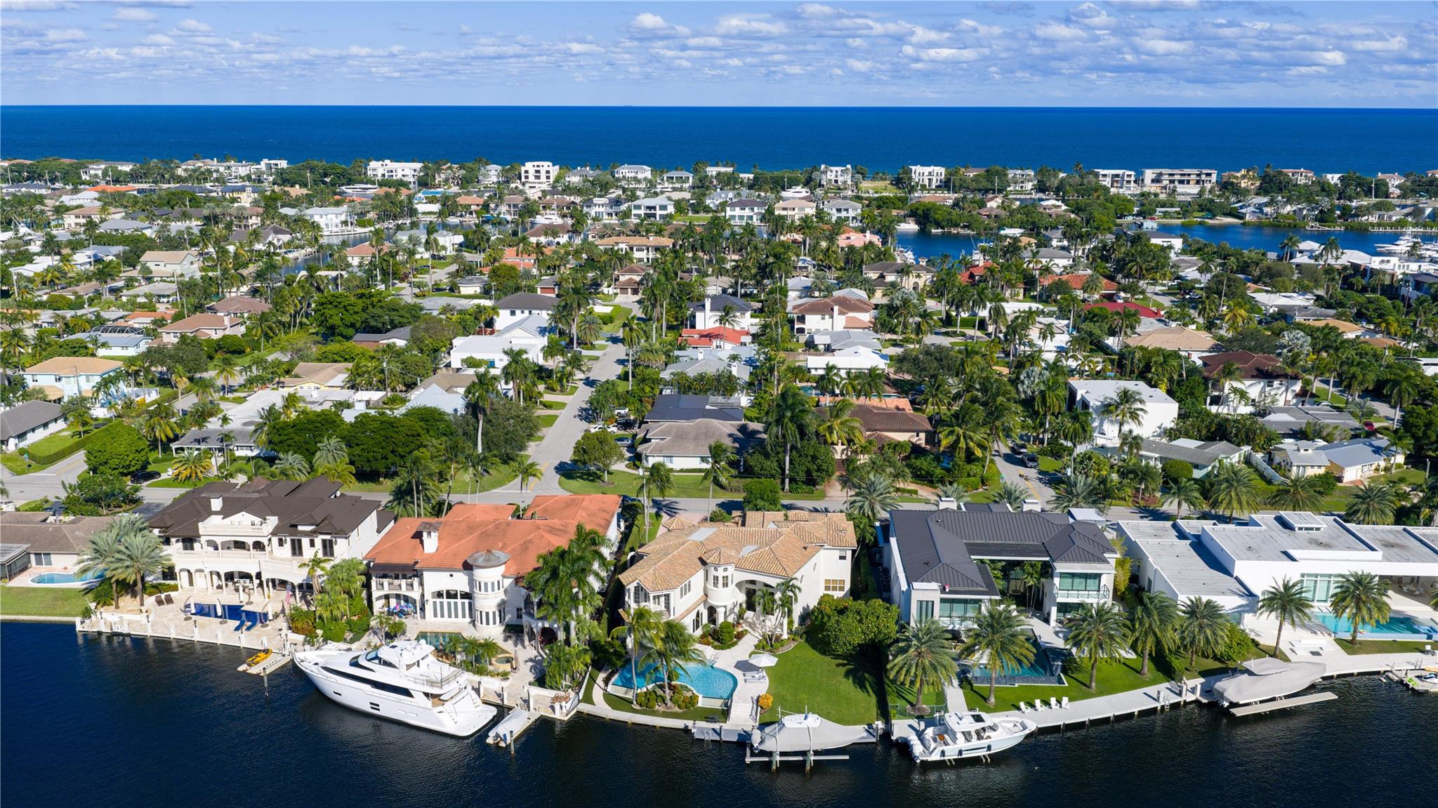 3111 NE 27th Ave Lighthouse Point, FL 33064