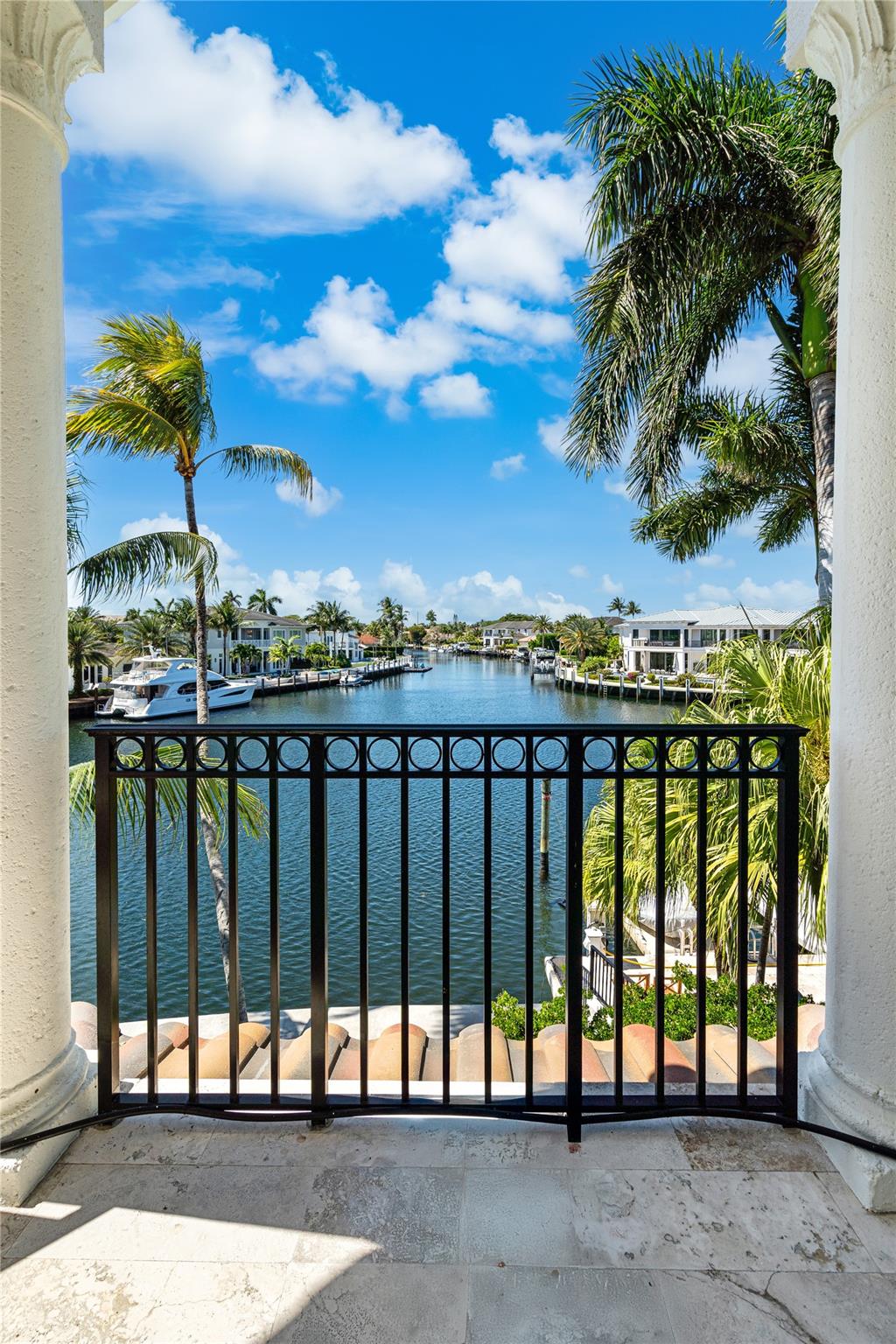 3111 NE 27th Ave Lighthouse Point, FL 33064