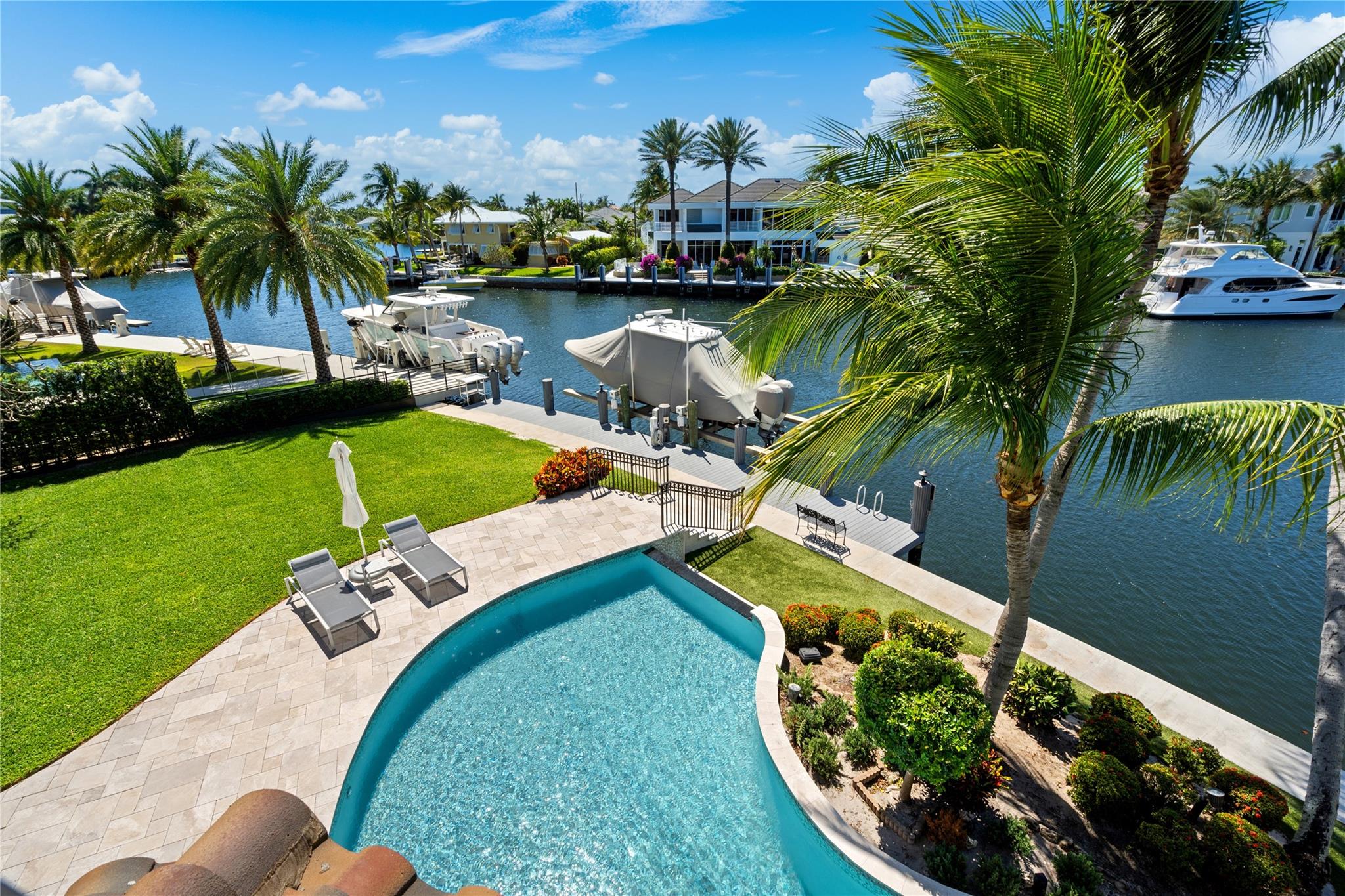 3111 NE 27th Ave Lighthouse Point, FL 33064