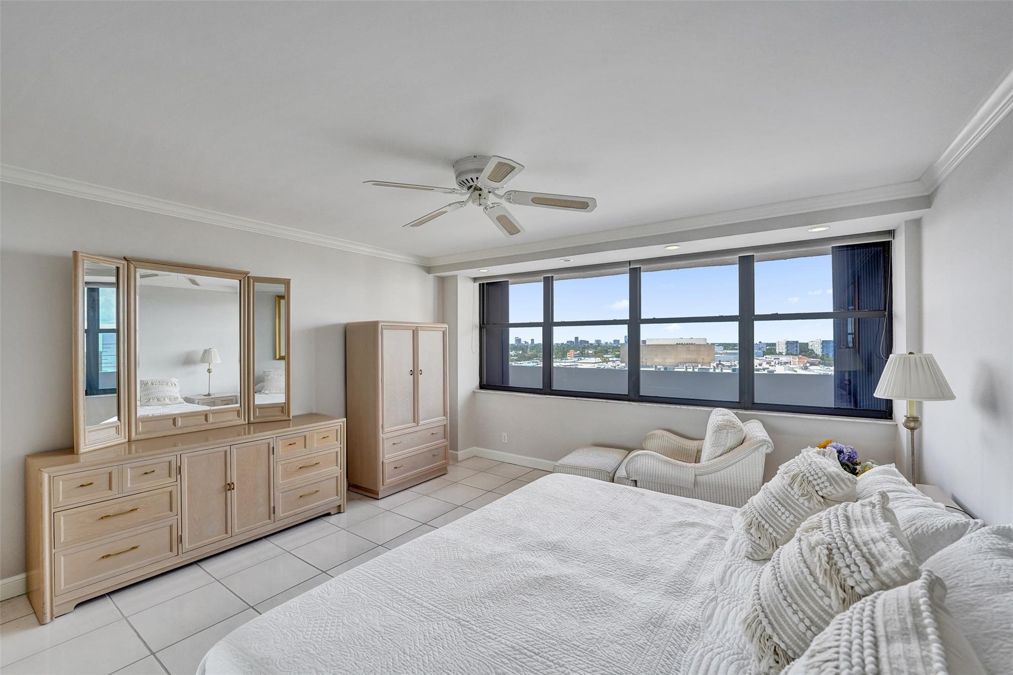 936 Intracoastal Dr #12C Fort Lauderdale, FL 33304 936 Intracoastal Dr #12C Fort Lauderdale, FL 33304
