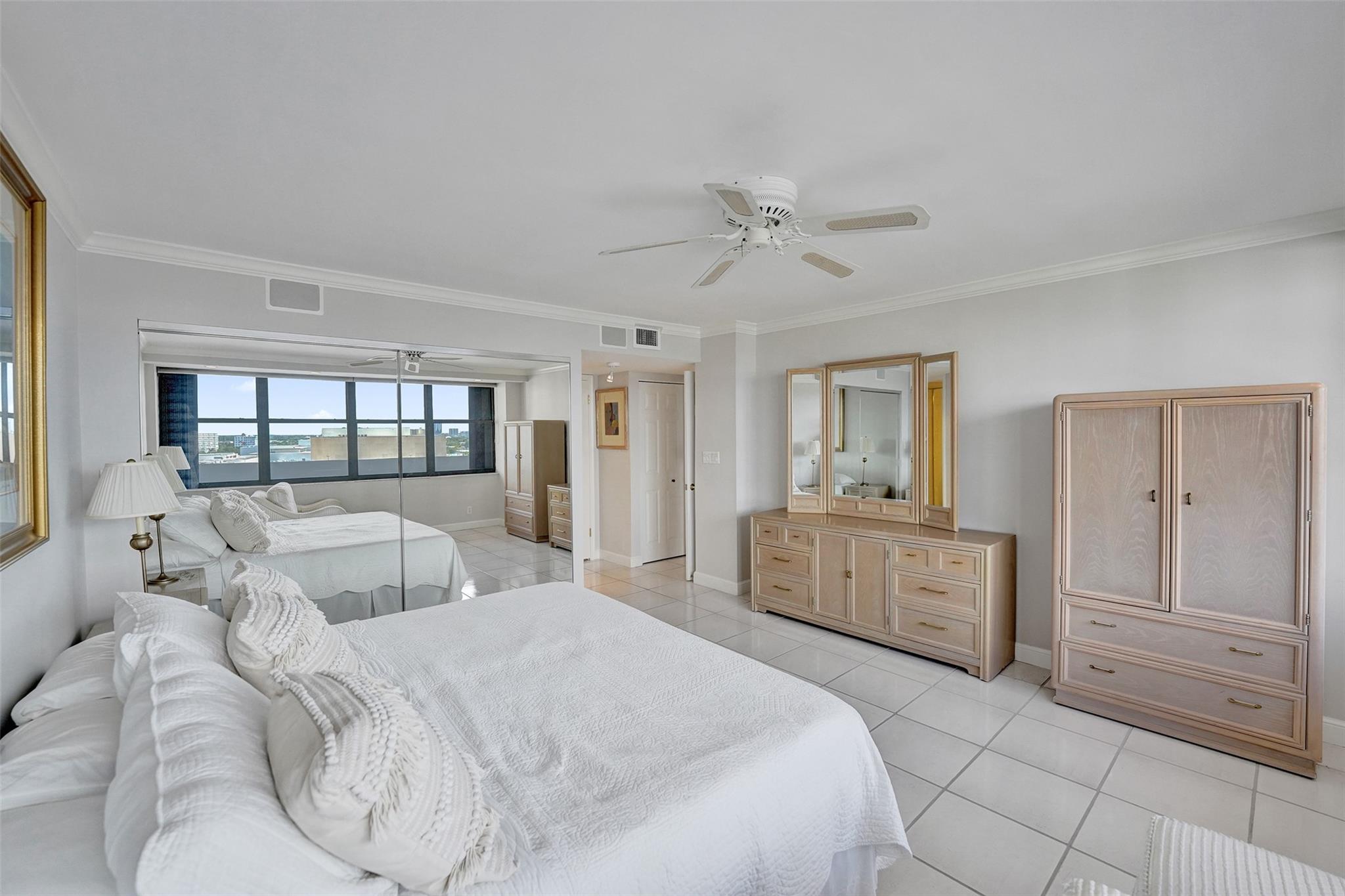 936 Intracoastal Dr #12C Fort Lauderdale, FL 33304 936 Intracoastal Dr #12C Fort Lauderdale, FL 33304