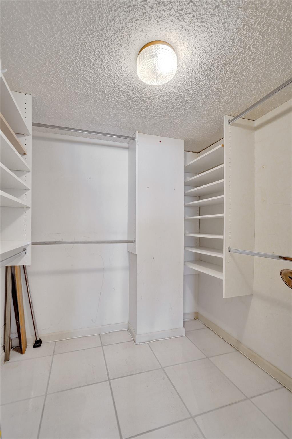 936 Intracoastal Dr #12C Fort Lauderdale, FL 33304 936 Intracoastal Dr #12C Fort Lauderdale, FL 33304