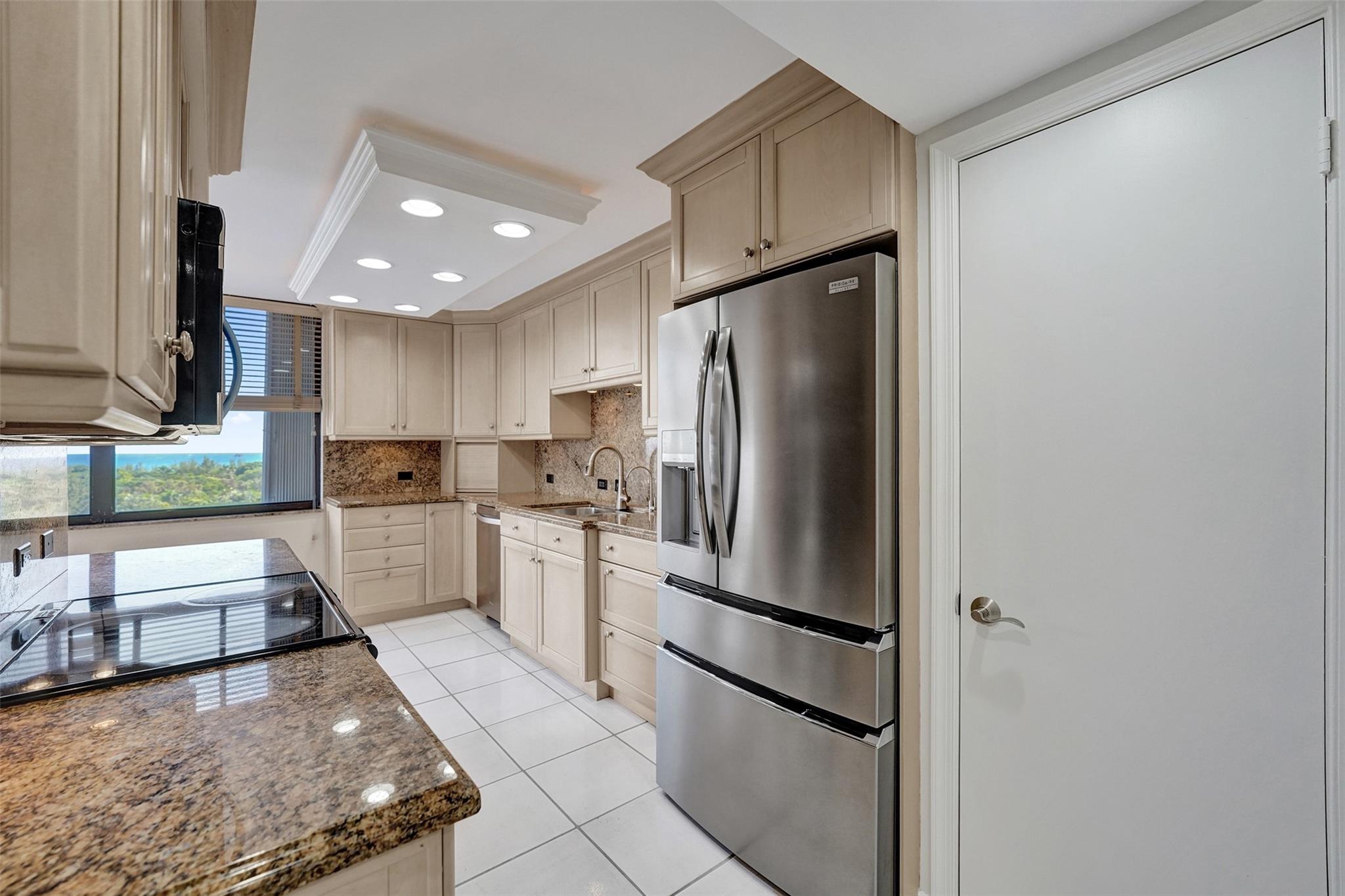936 Intracoastal Dr #12C Fort Lauderdale, FL 33304 936 Intracoastal Dr #12C Fort Lauderdale, FL 33304
