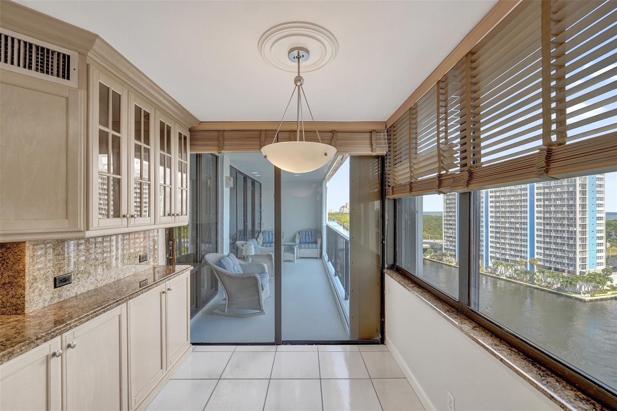936 Intracoastal Dr #12C Fort Lauderdale, FL 33304 936 Intracoastal Dr #12C Fort Lauderdale, FL 33304