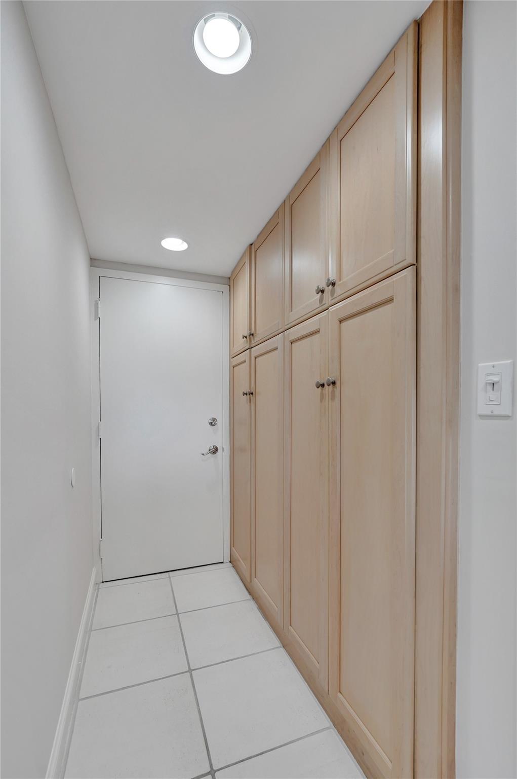 936 Intracoastal Dr #12C Fort Lauderdale, FL 33304 936 Intracoastal Dr #12C Fort Lauderdale, FL 33304
