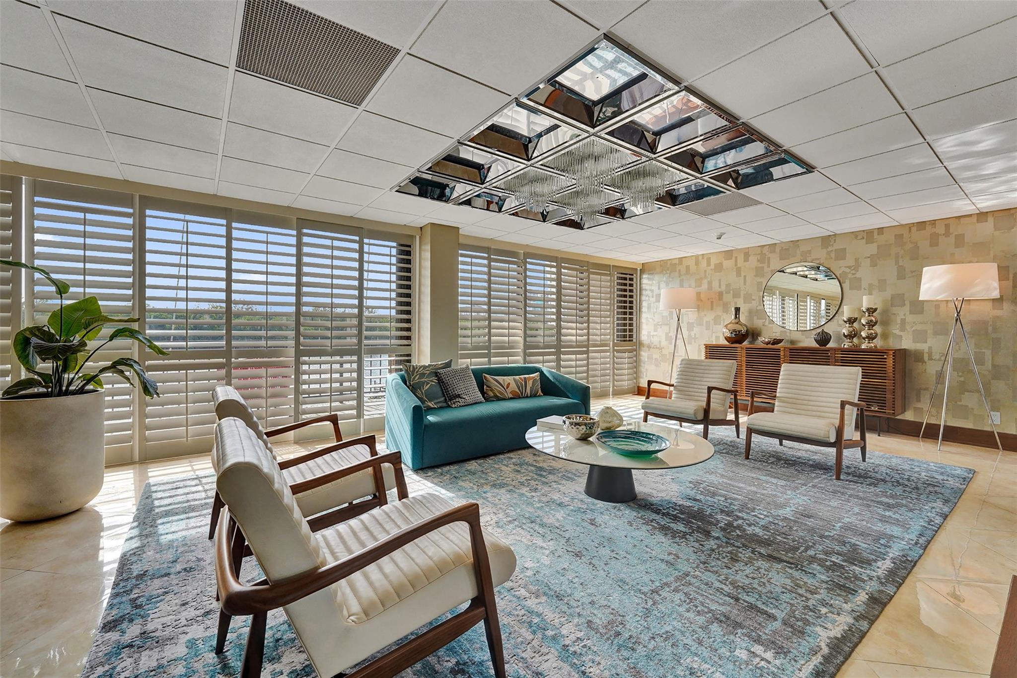 936 Intracoastal Dr #12C Fort Lauderdale, FL 33304 936 Intracoastal Dr #12C Fort Lauderdale, FL 33304