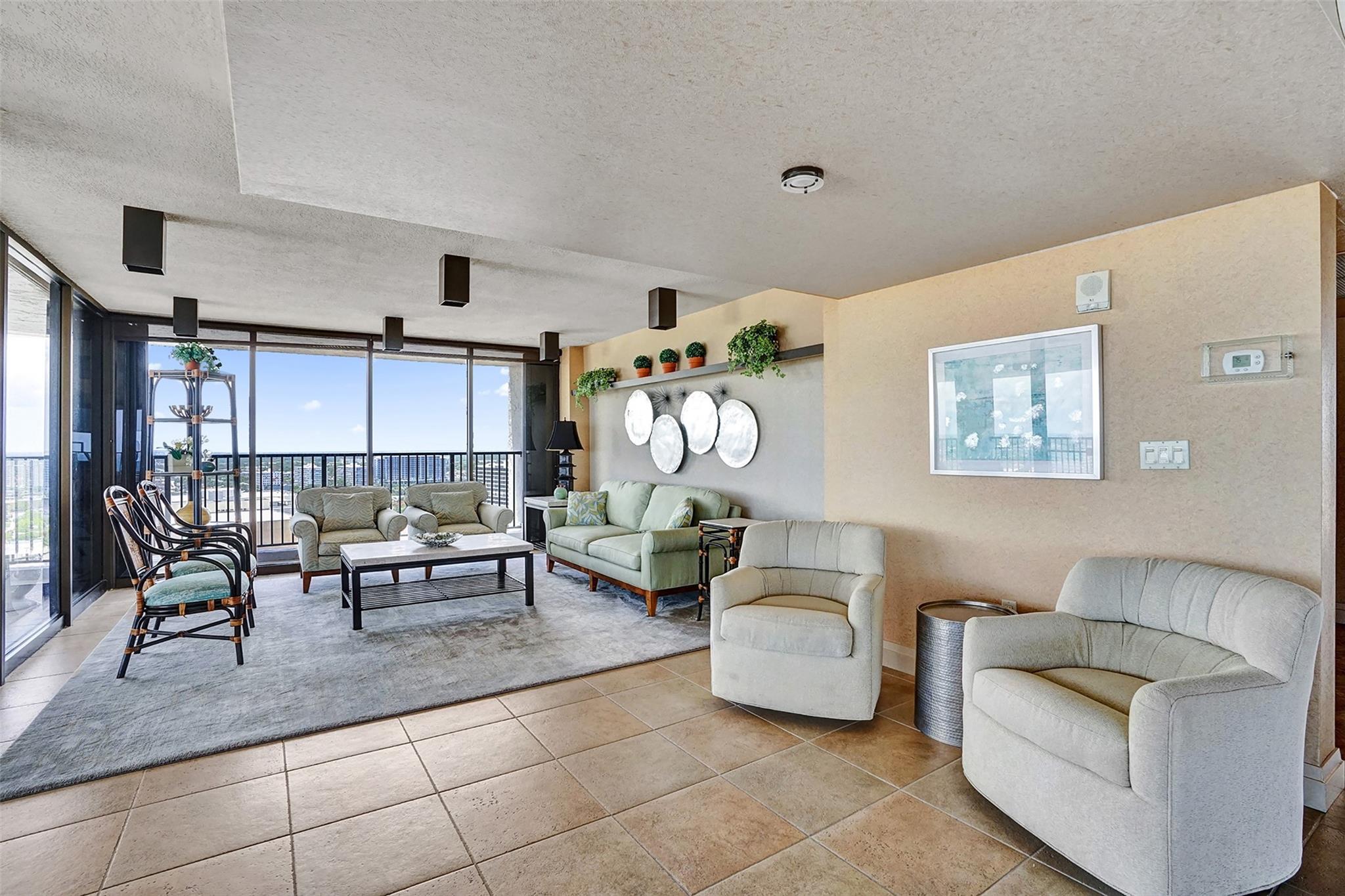 936 Intracoastal Dr #12C Fort Lauderdale, FL 33304 936 Intracoastal Dr #12C Fort Lauderdale, FL 33304