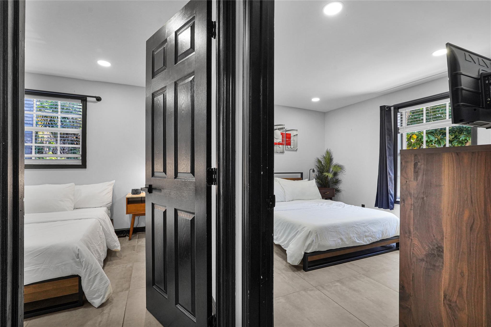 621 NE 28th St Wilton Manors, FL 33334